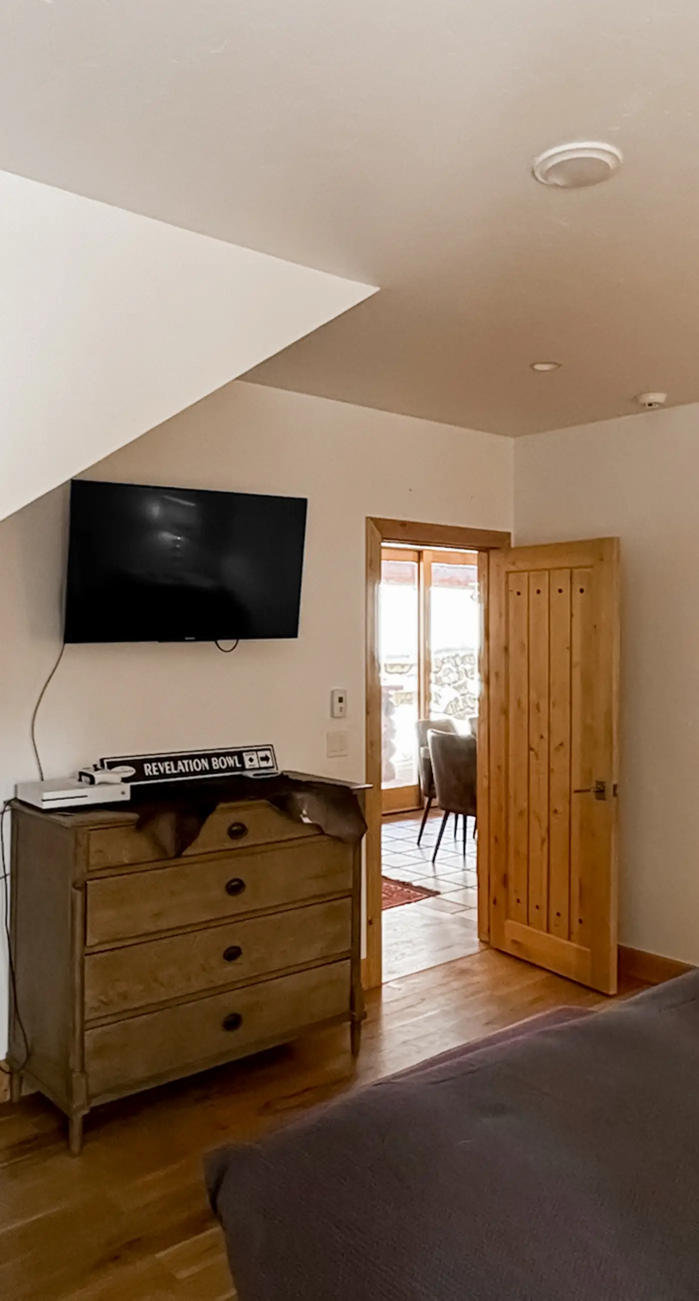 Palmyra 94 - Mountain Tranquility