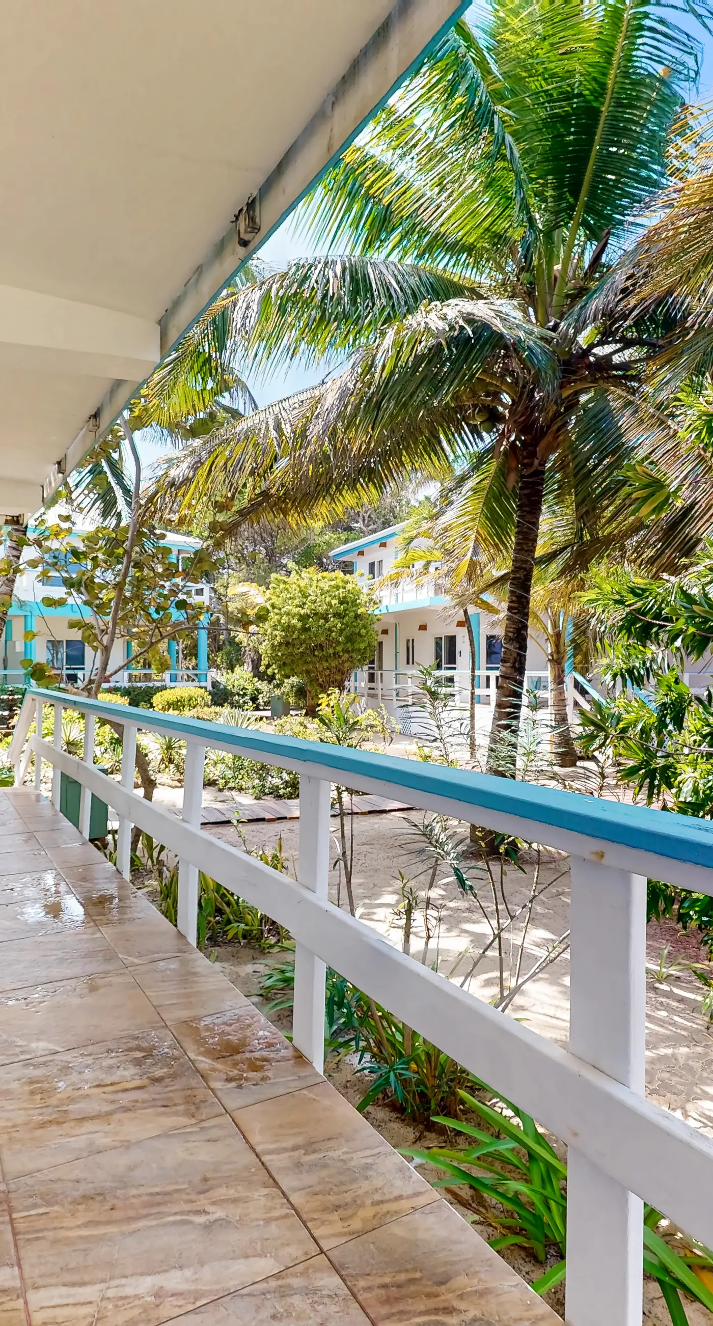 Condo 28 at Beachside Villas -Gold Standard Certified