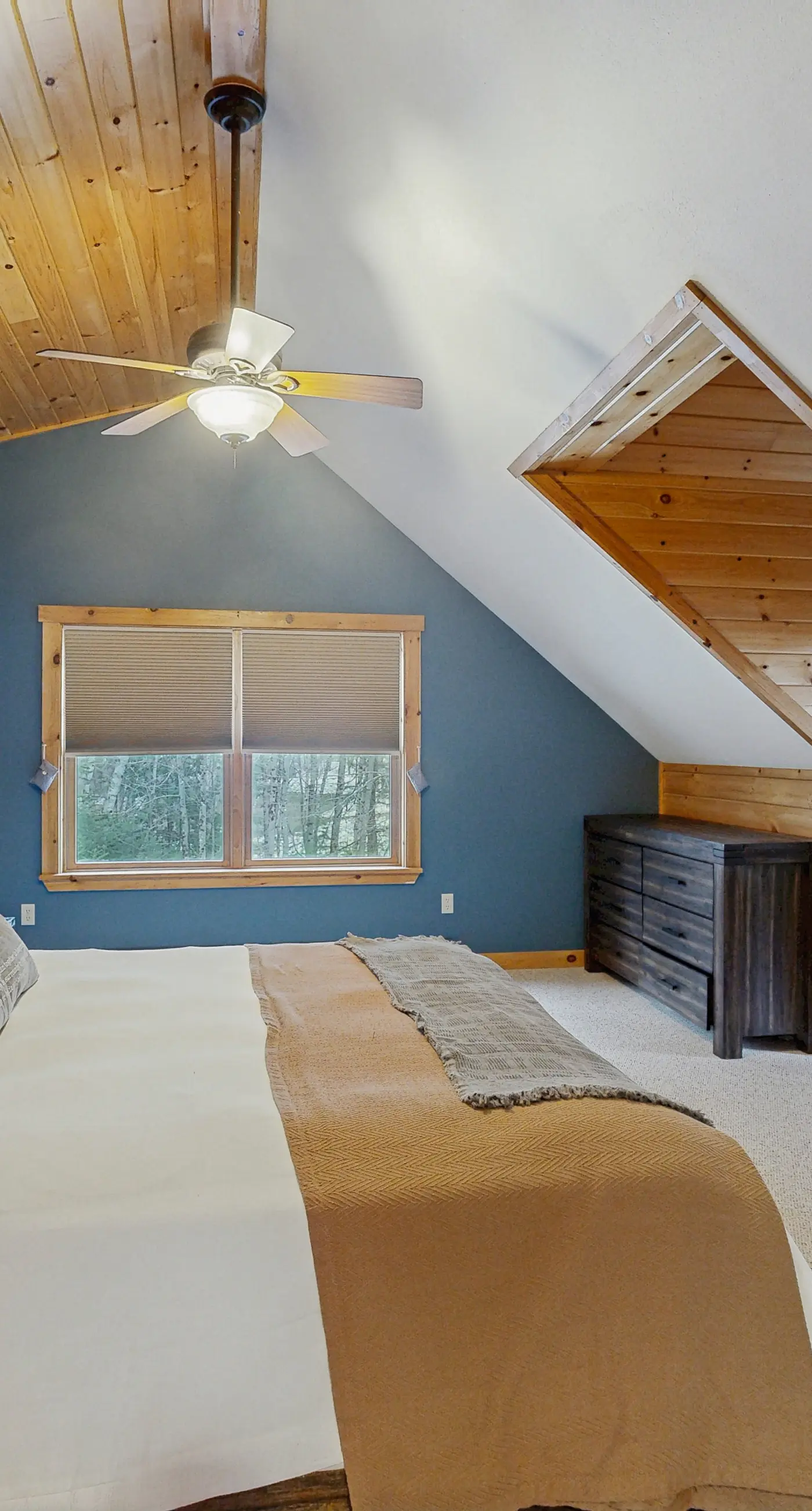 Snowy Pines Lodge