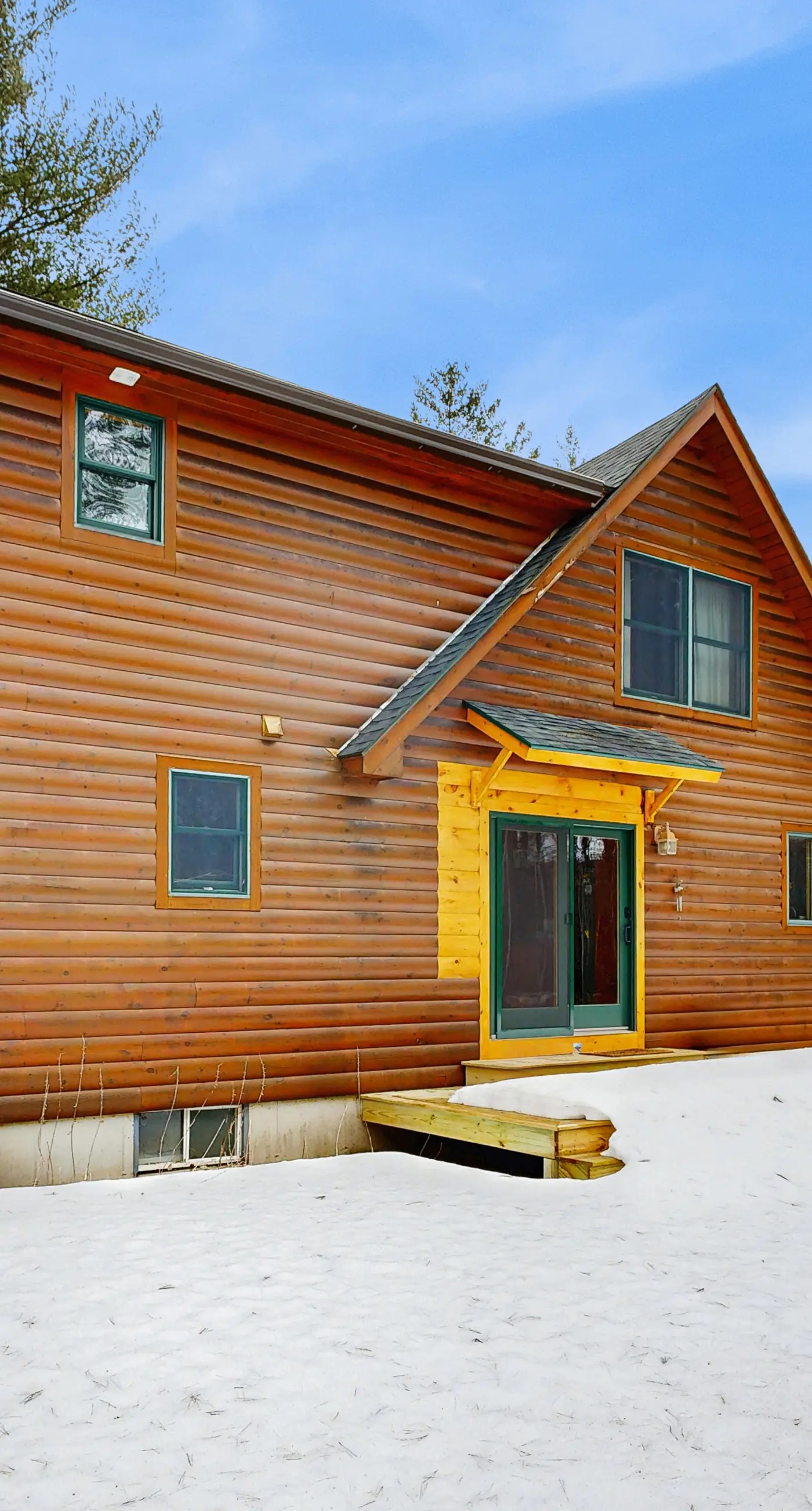 Snowy Pines Lodge
