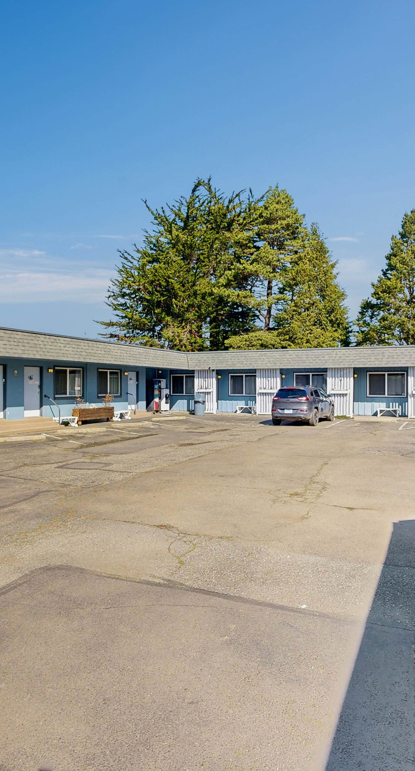 Lamplighter Inn - 104 Sea Lion Cave