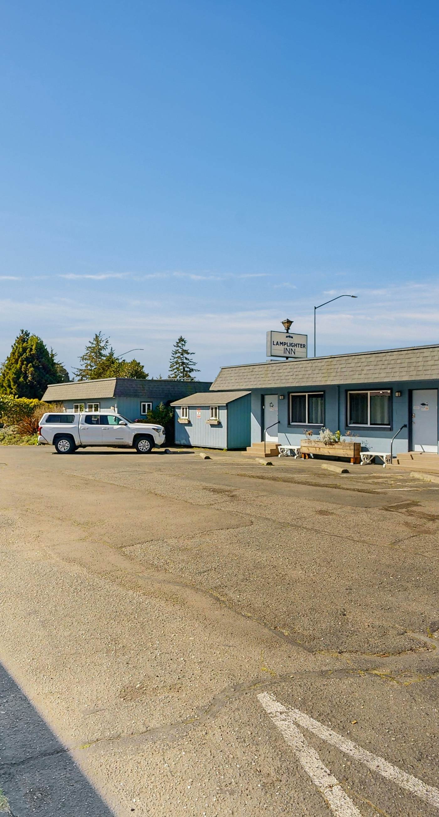 Lamplighter Inn - 104 Sea Lion Cave