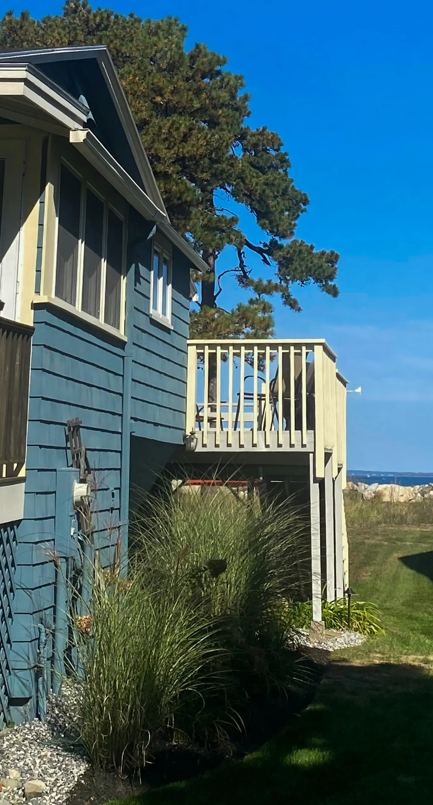 Hills Beach Escape