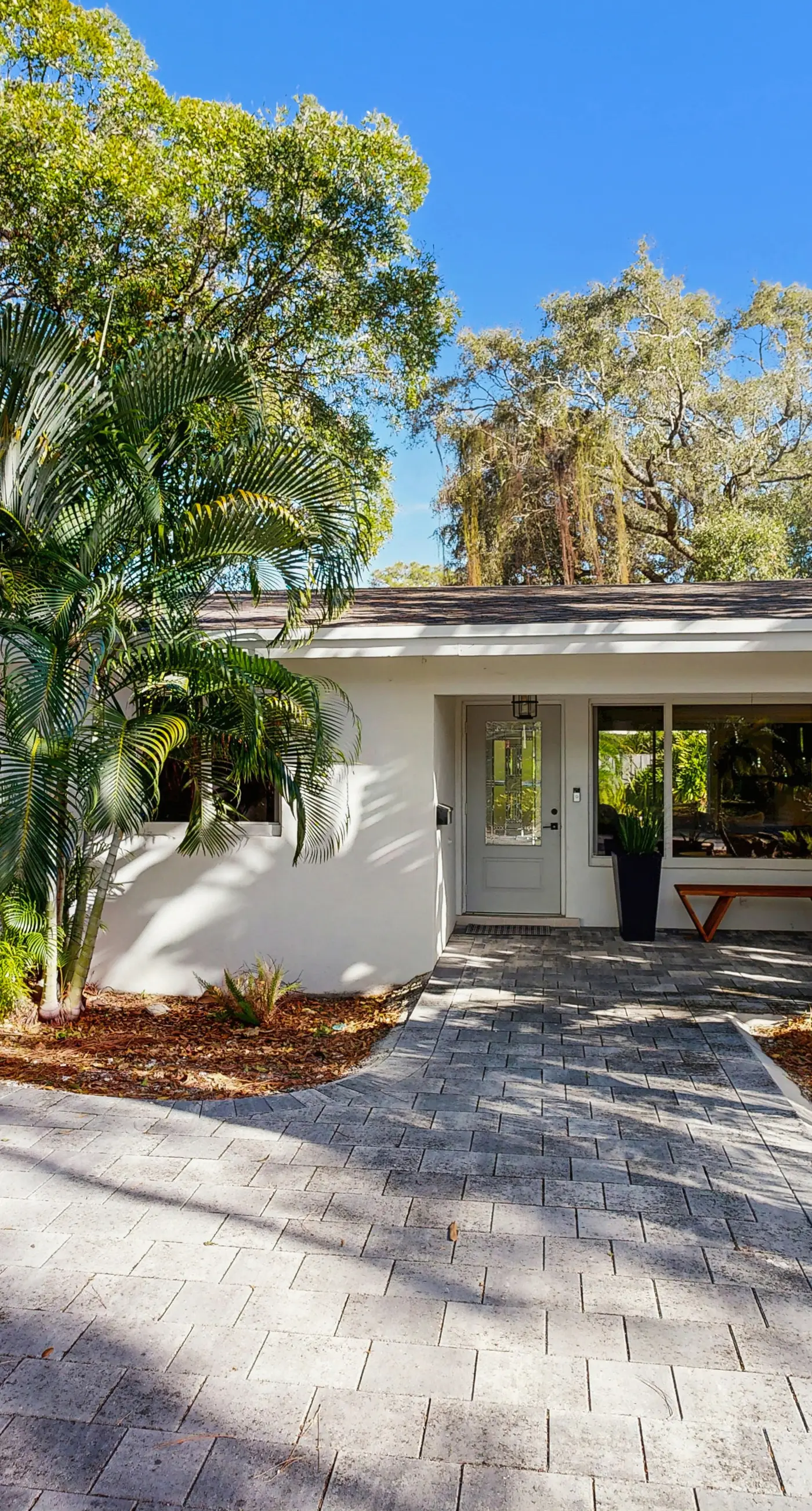 Sunshine Hideaway