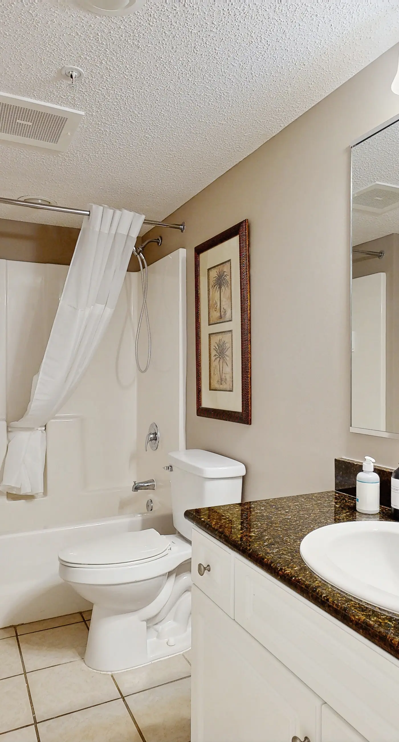 Yacht Club Villas 2-702 