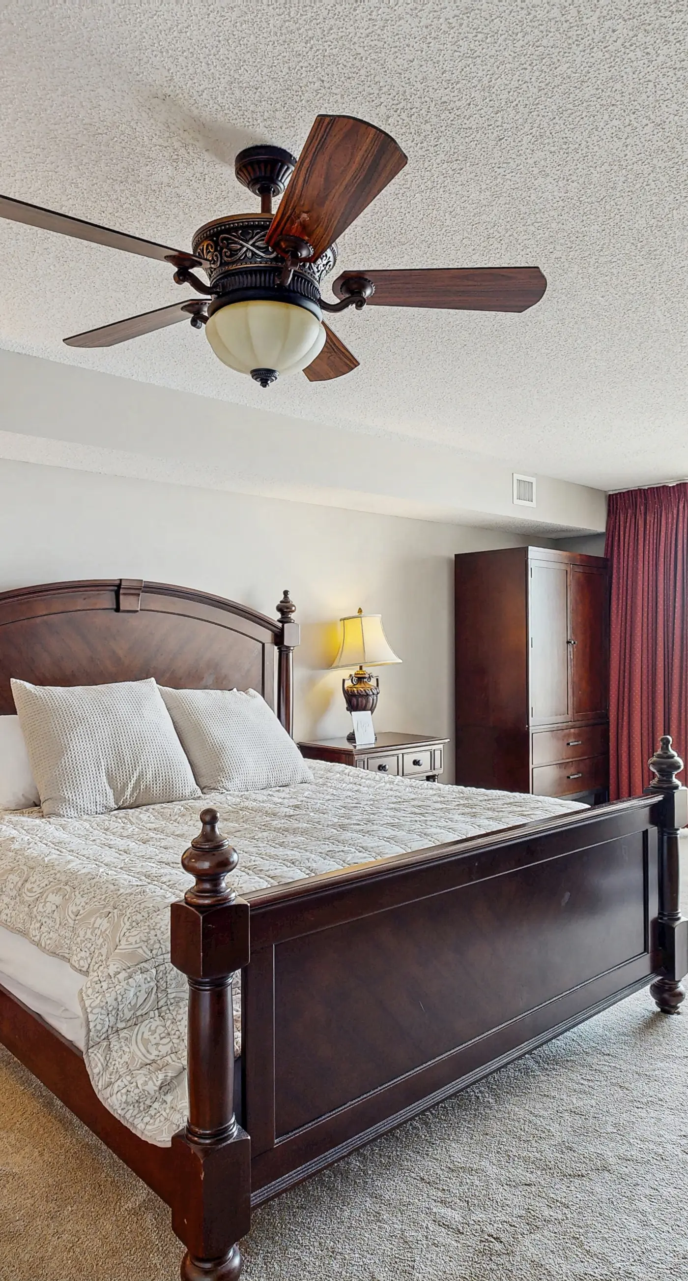 Yacht Club Villas 2-702 