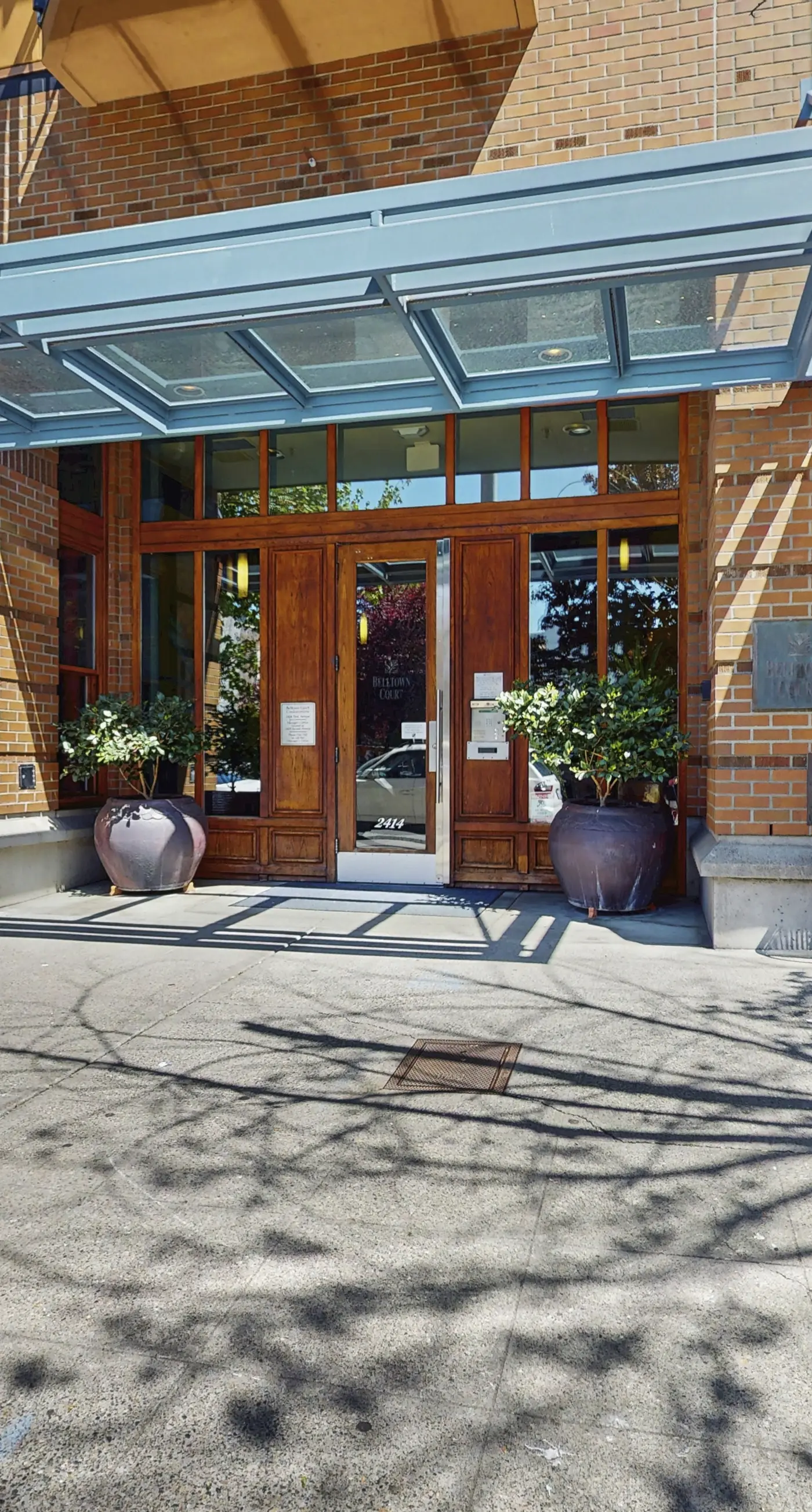 Belltown Court Heaven offering Free Parking