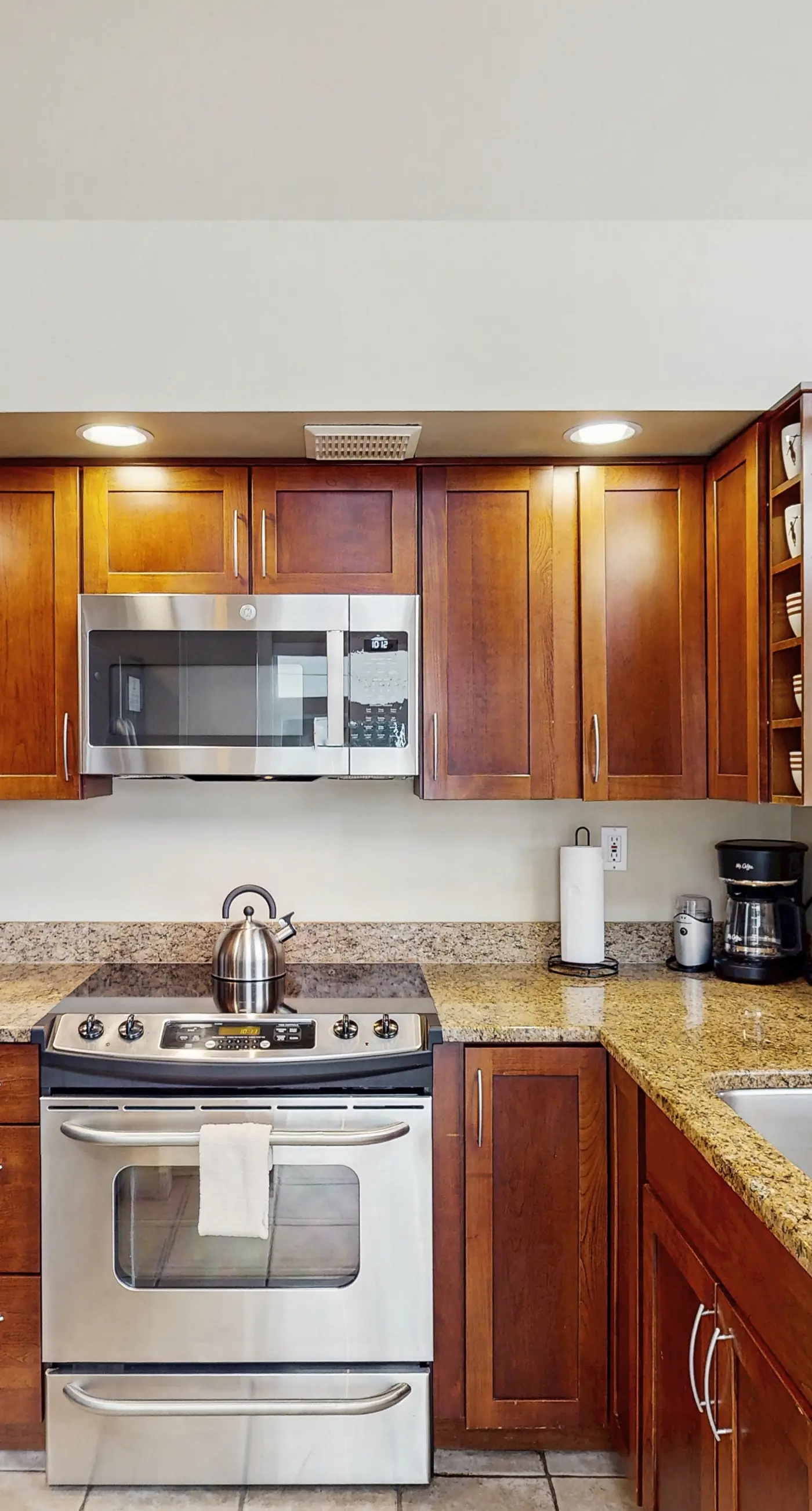 Belltown Court Sunset Penthouse