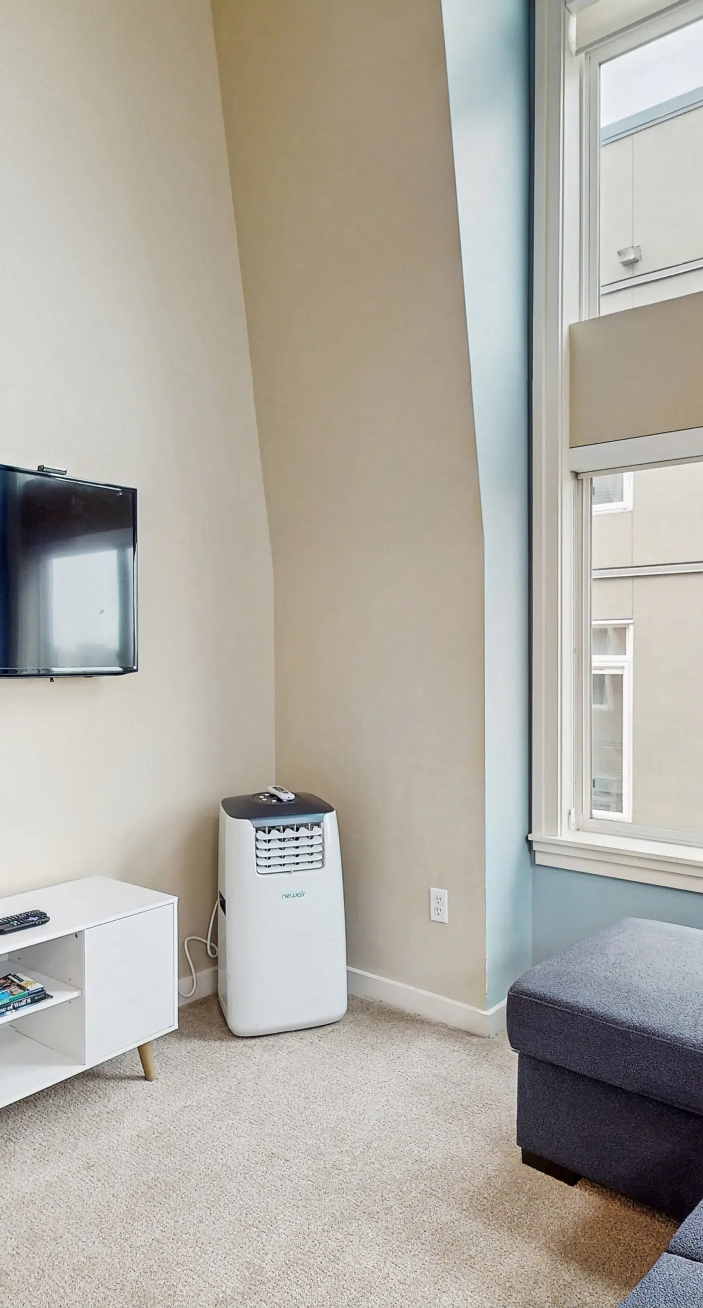 Belltown Court Sunset Penthouse