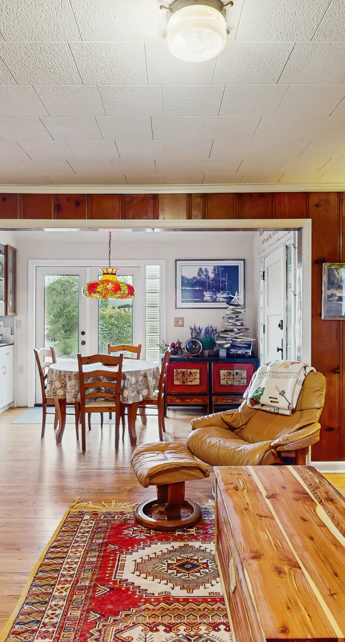 Eagle Harbor House World Cup Availability 