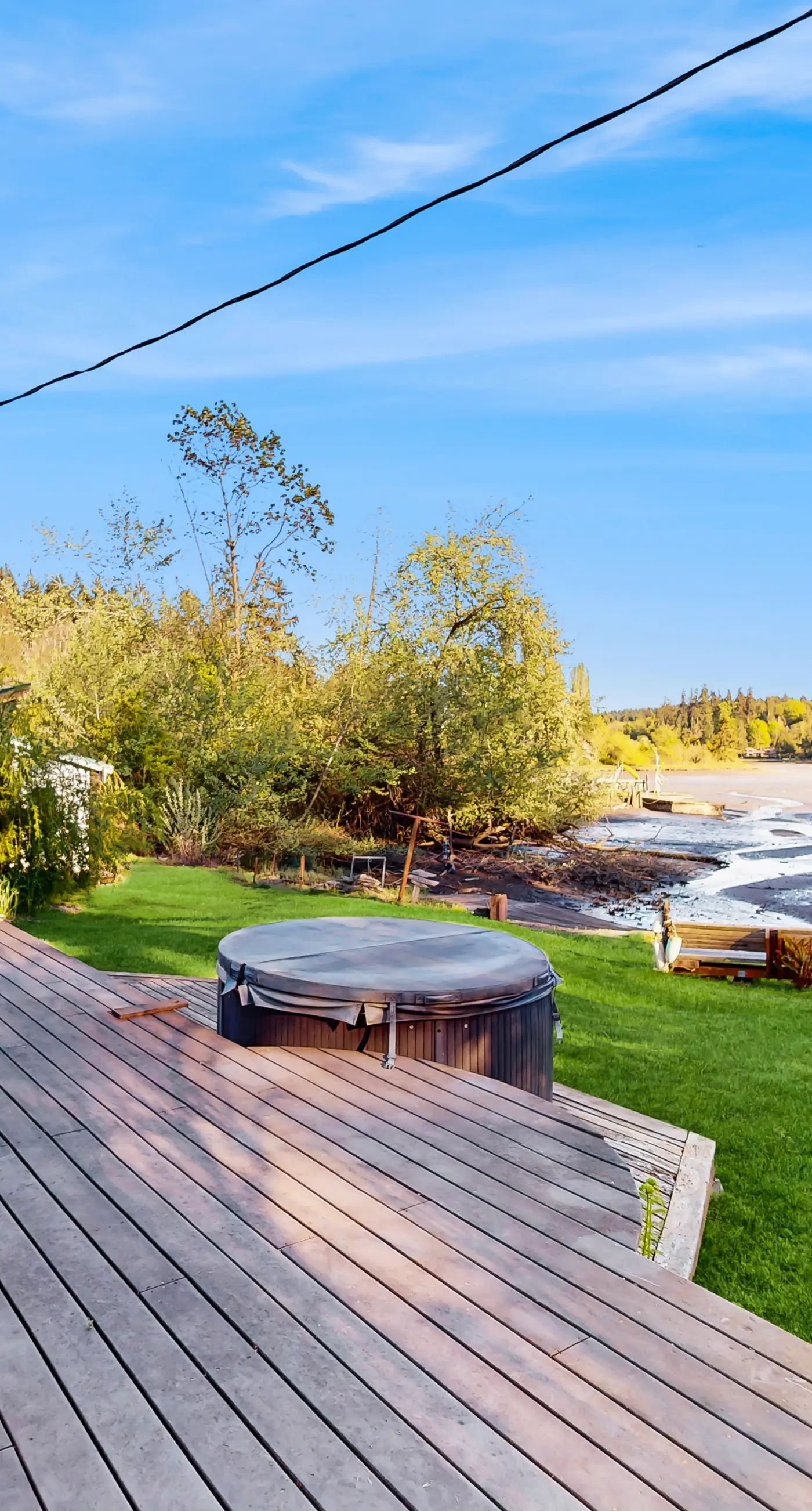 Eagle Harbor House World Cup Availability 