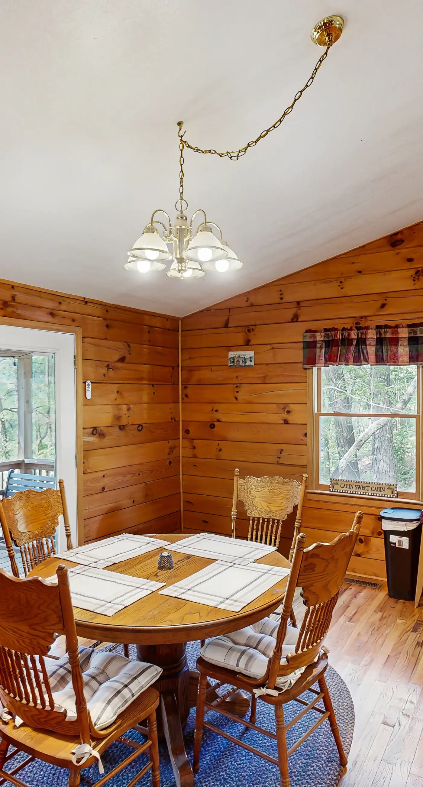 Bear Paw Cabin
