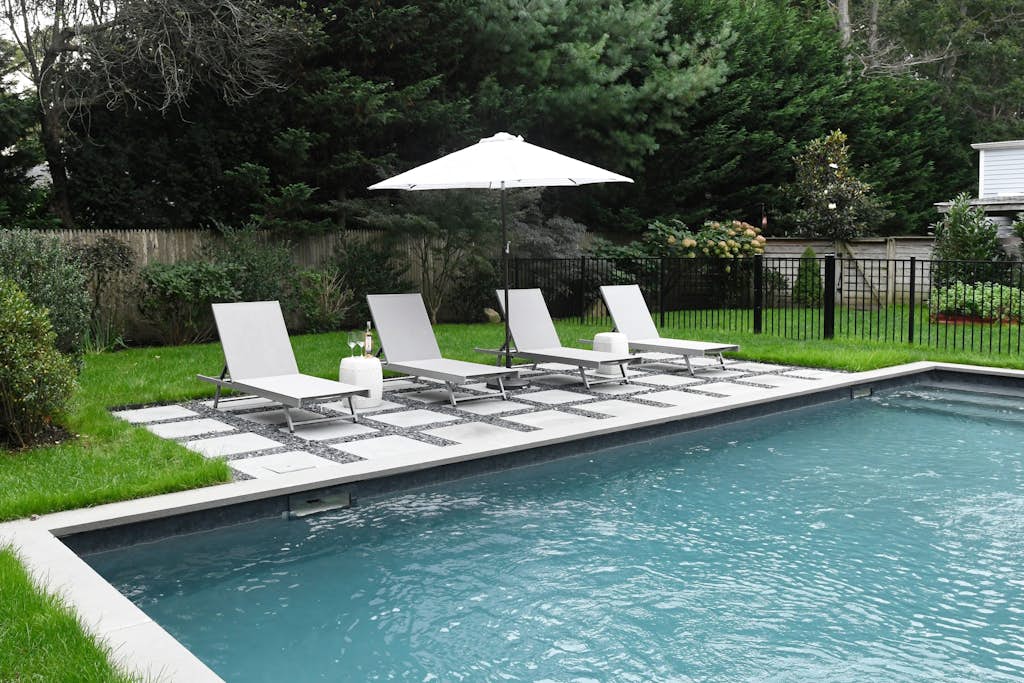 Hampton Retreat - Hot Tub, Pool, and More