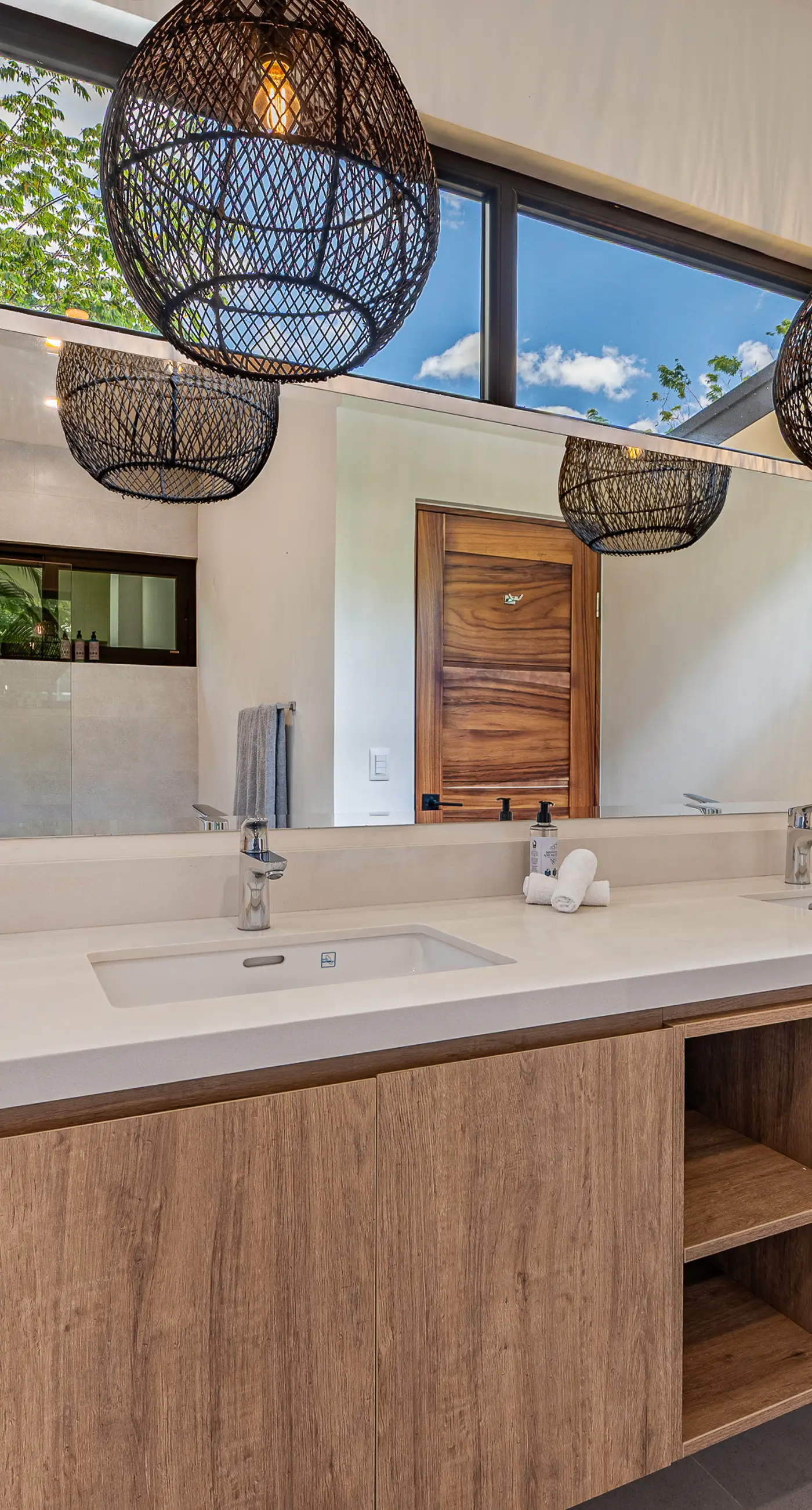 Casa Lago - Full home