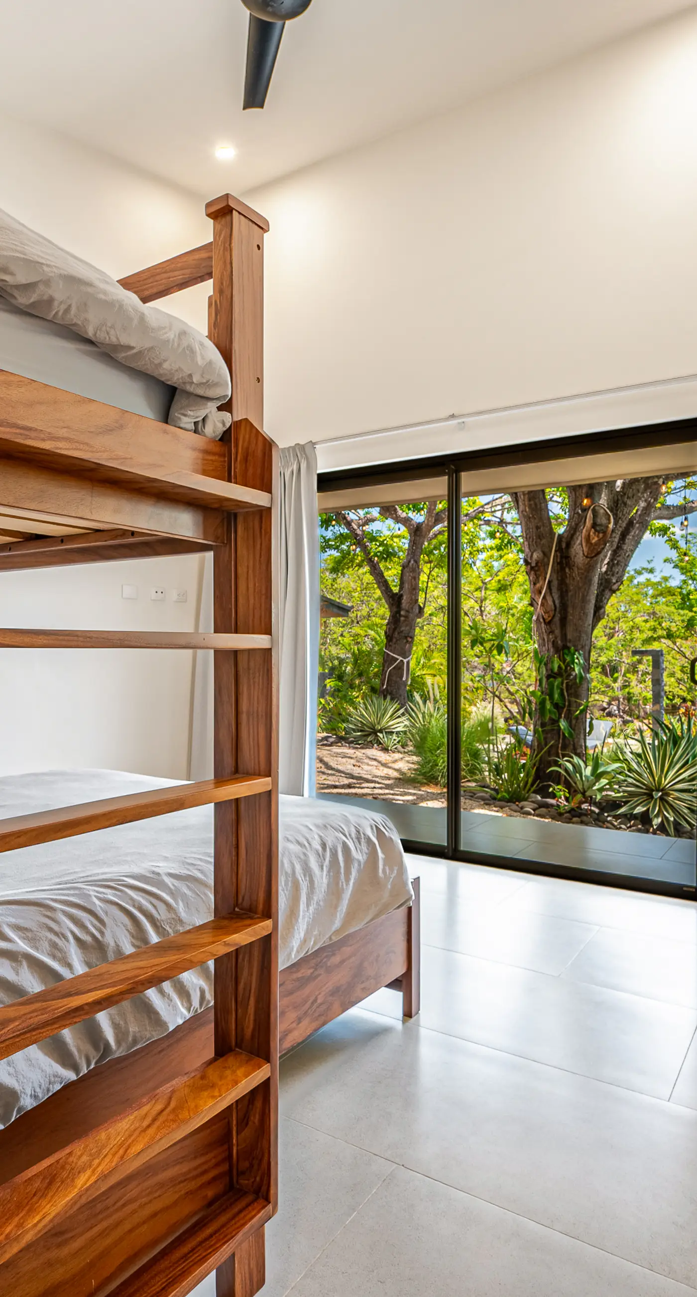 Casa Lago - Full home