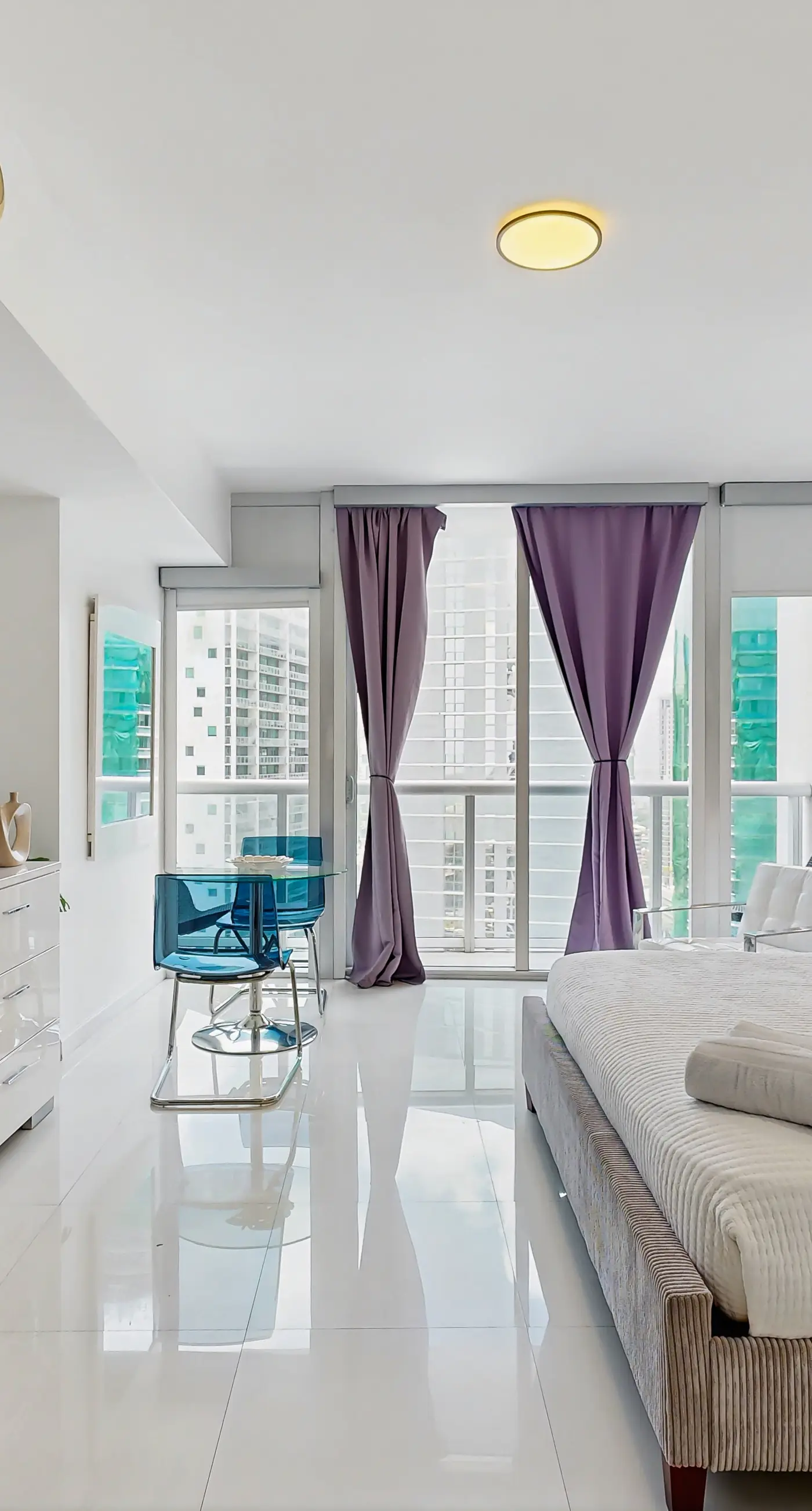 SKY Studio Icon Brickell 