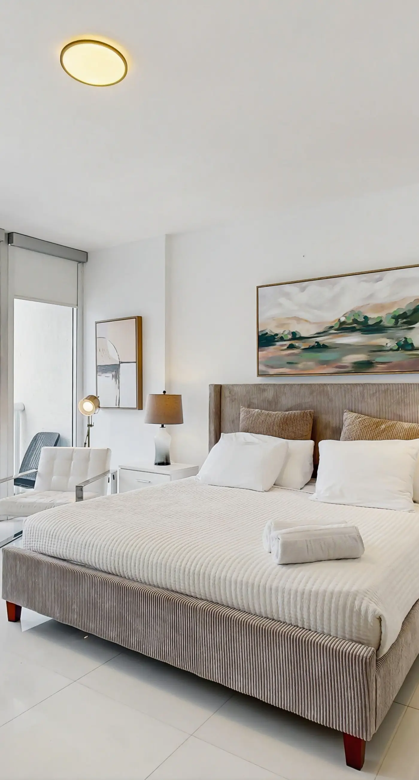 SKY Studio Icon Brickell 