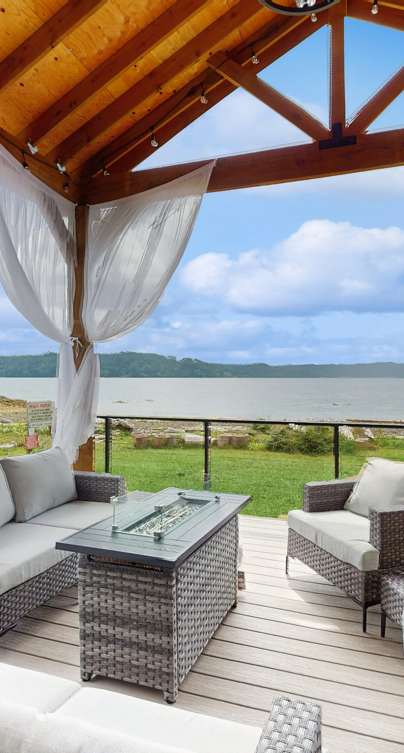 Cottage at the Cove