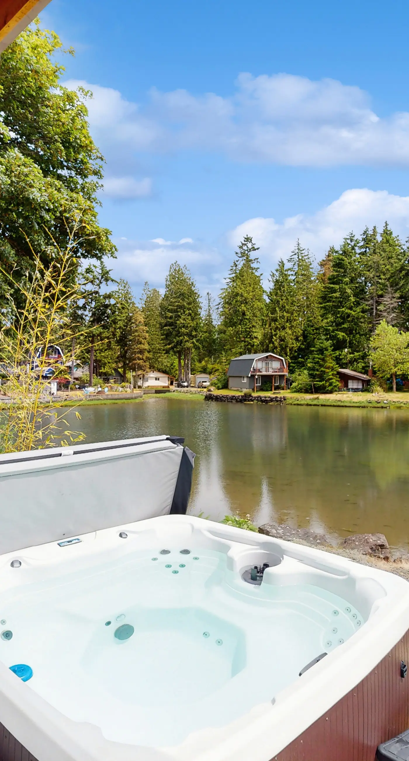 Cottage at the Cove