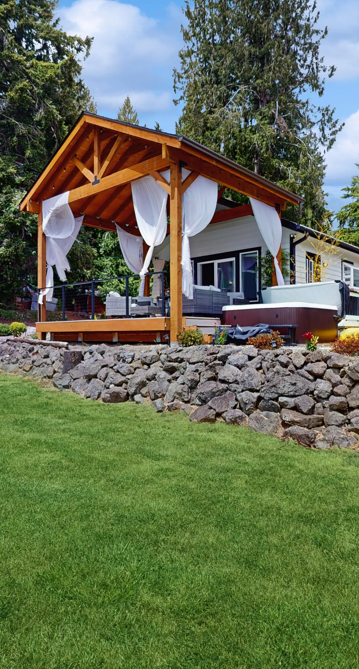 Cottage at the Cove