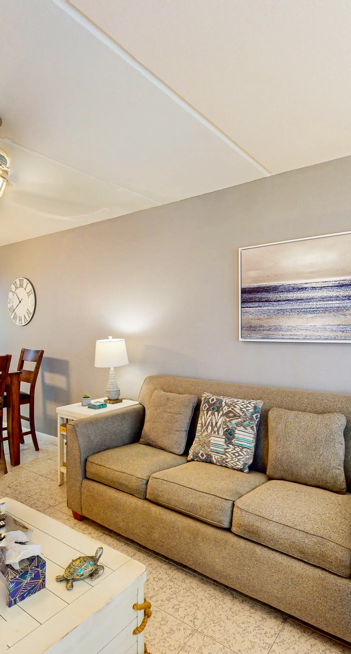 Sunrise Condo at Parklane
