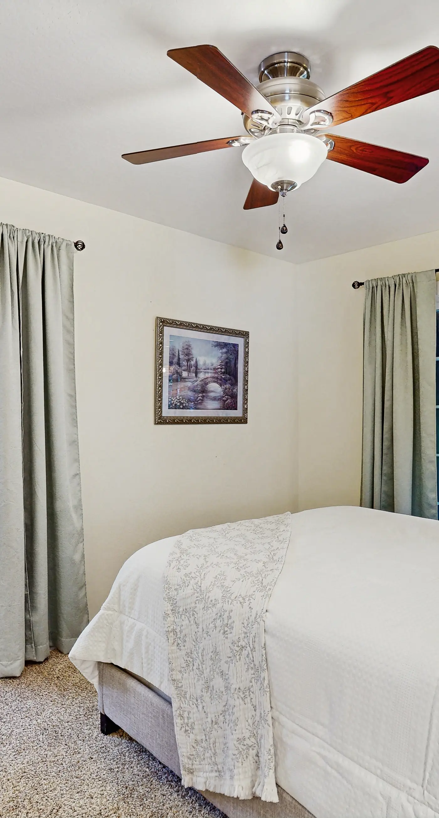 Flume-Side Cabin