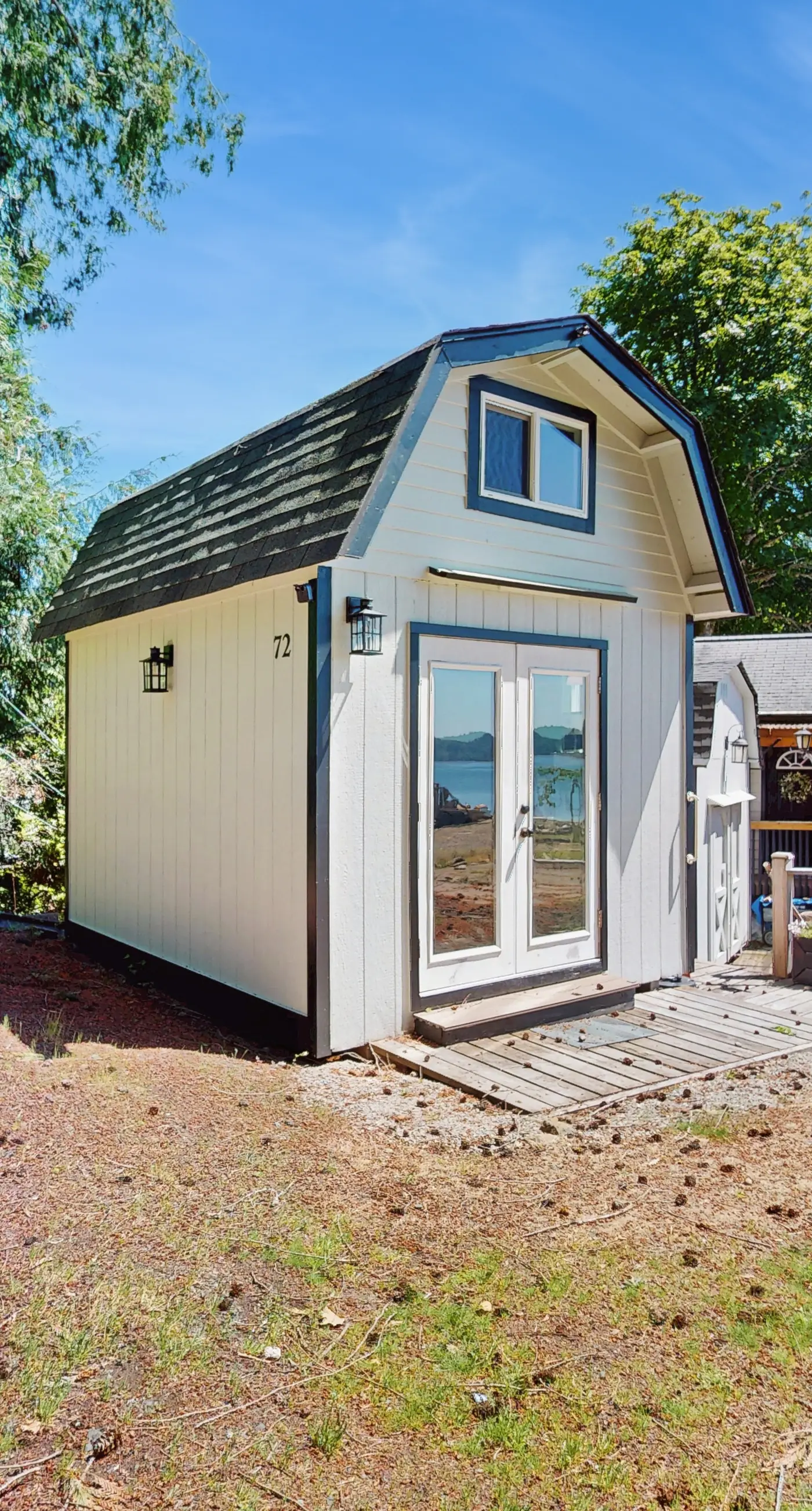Cottage at the Cove