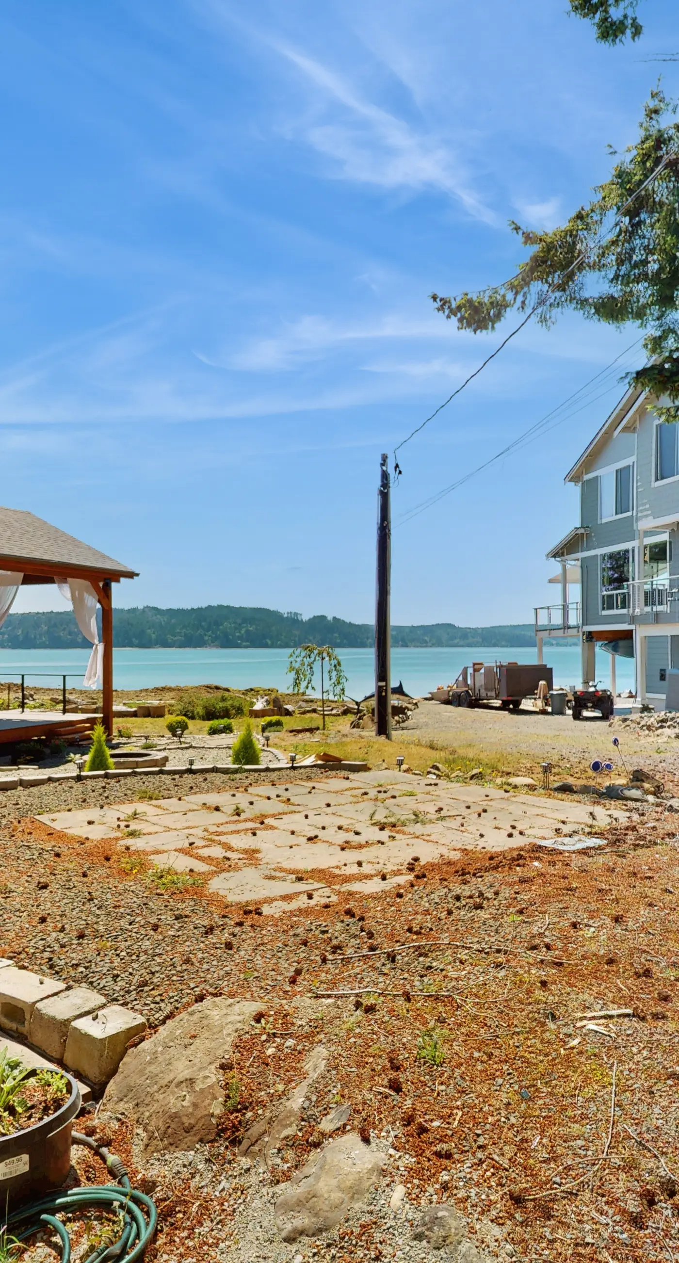 Cottage at the Cove