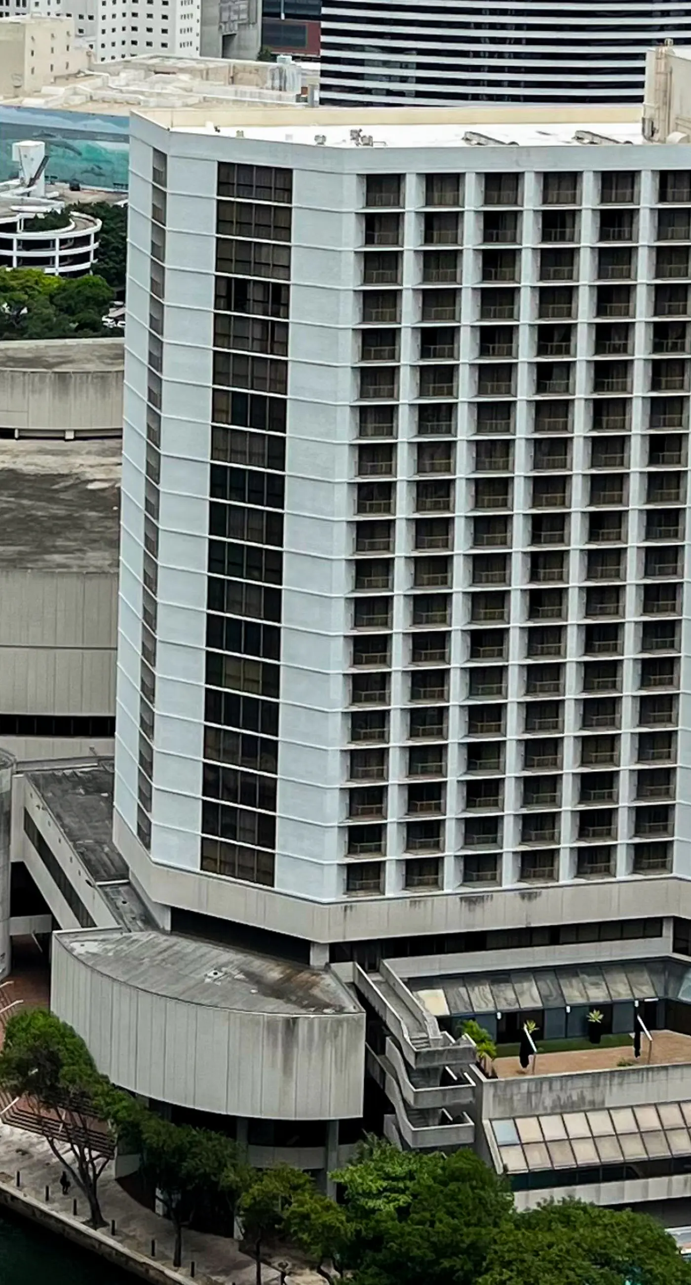 SKY Studio Icon Brickell 