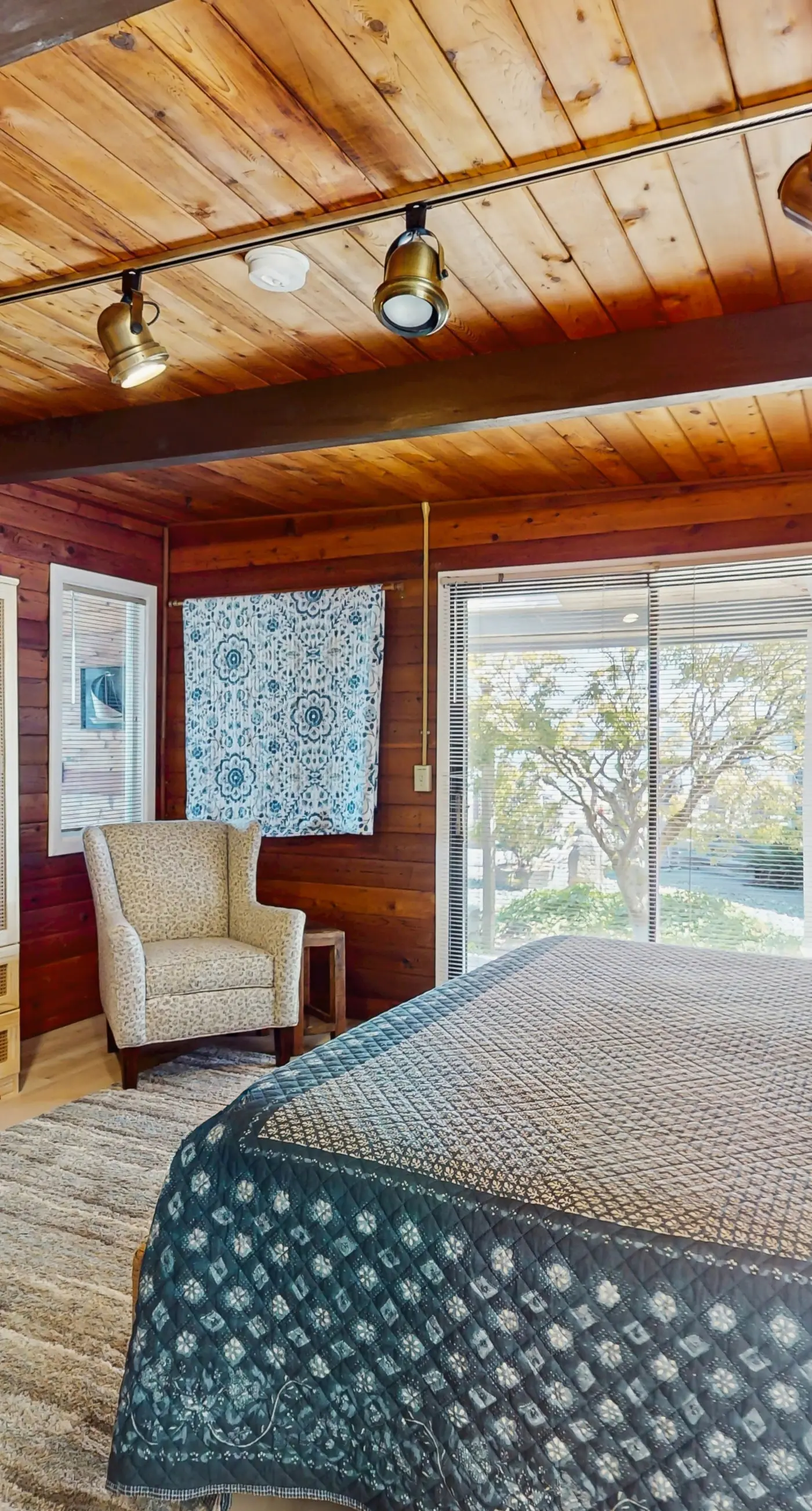 Sea Side Cedar