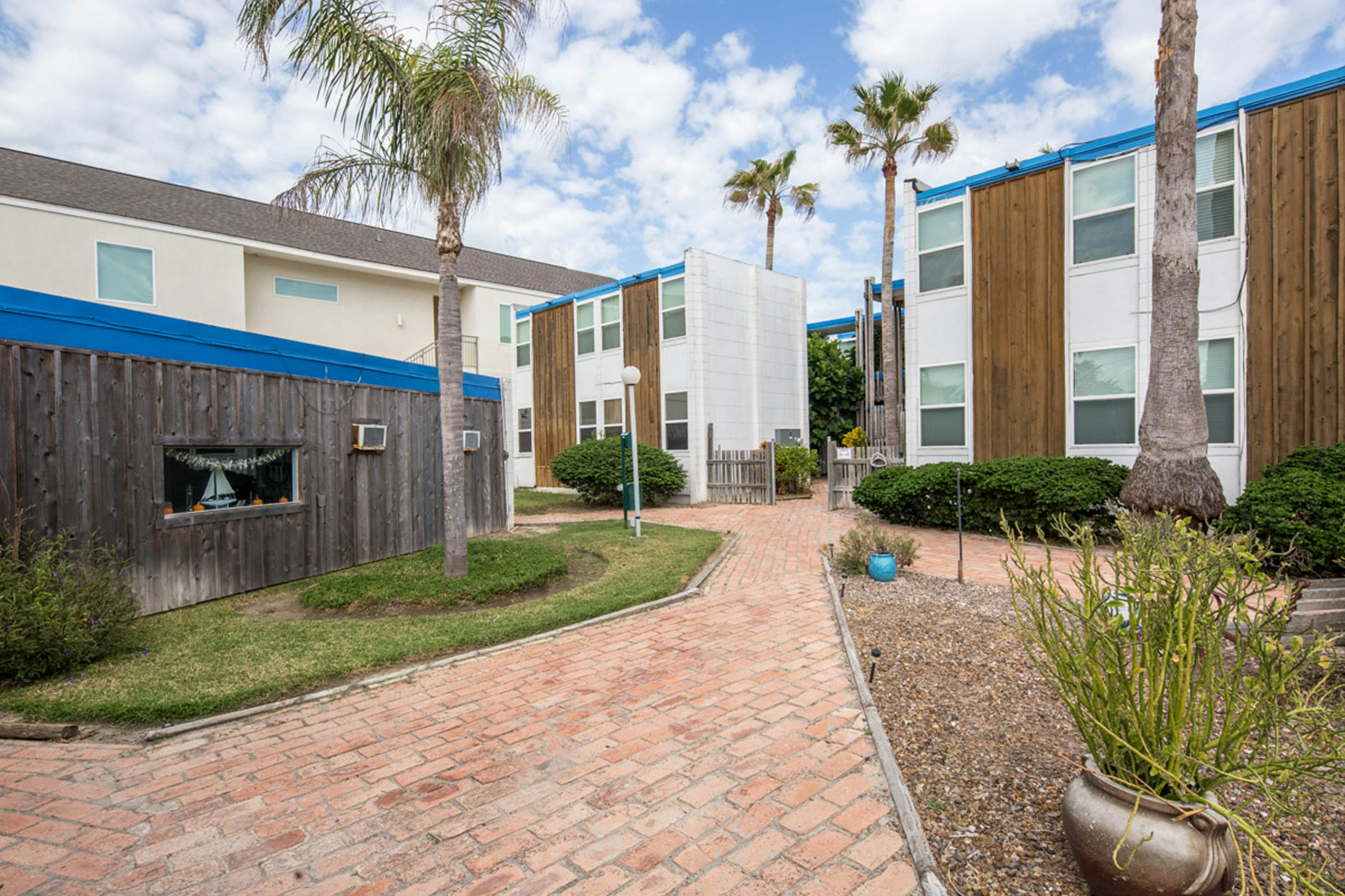 La Playa Condominiums 209