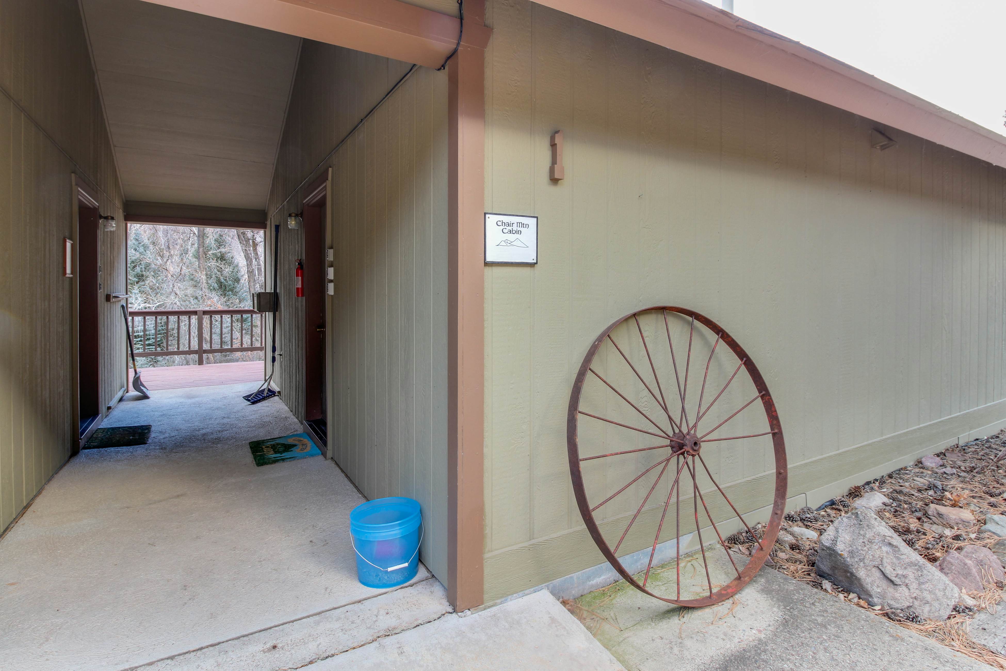 Chair Mountain Cabin at Filoha Meadows