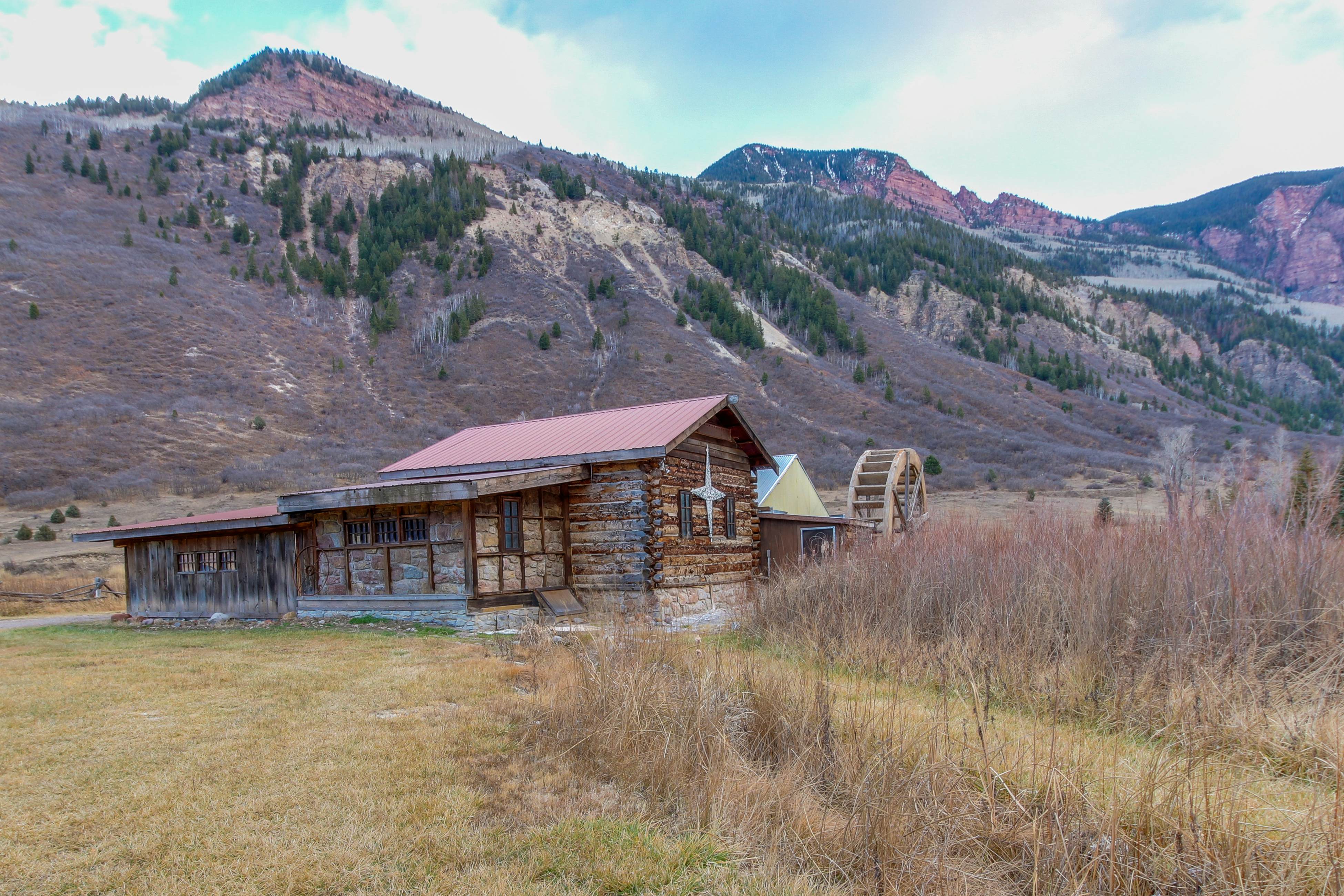 Chair Mountain Cabin at Filoha Meadows