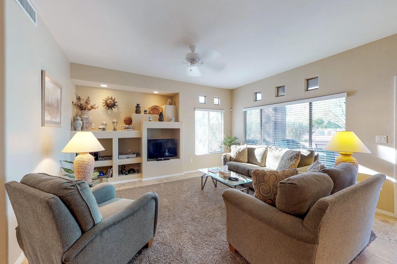 Vistoso Resort Casitas 101 2 BD Oro Valley, AZ Vacation Rental Vacasa