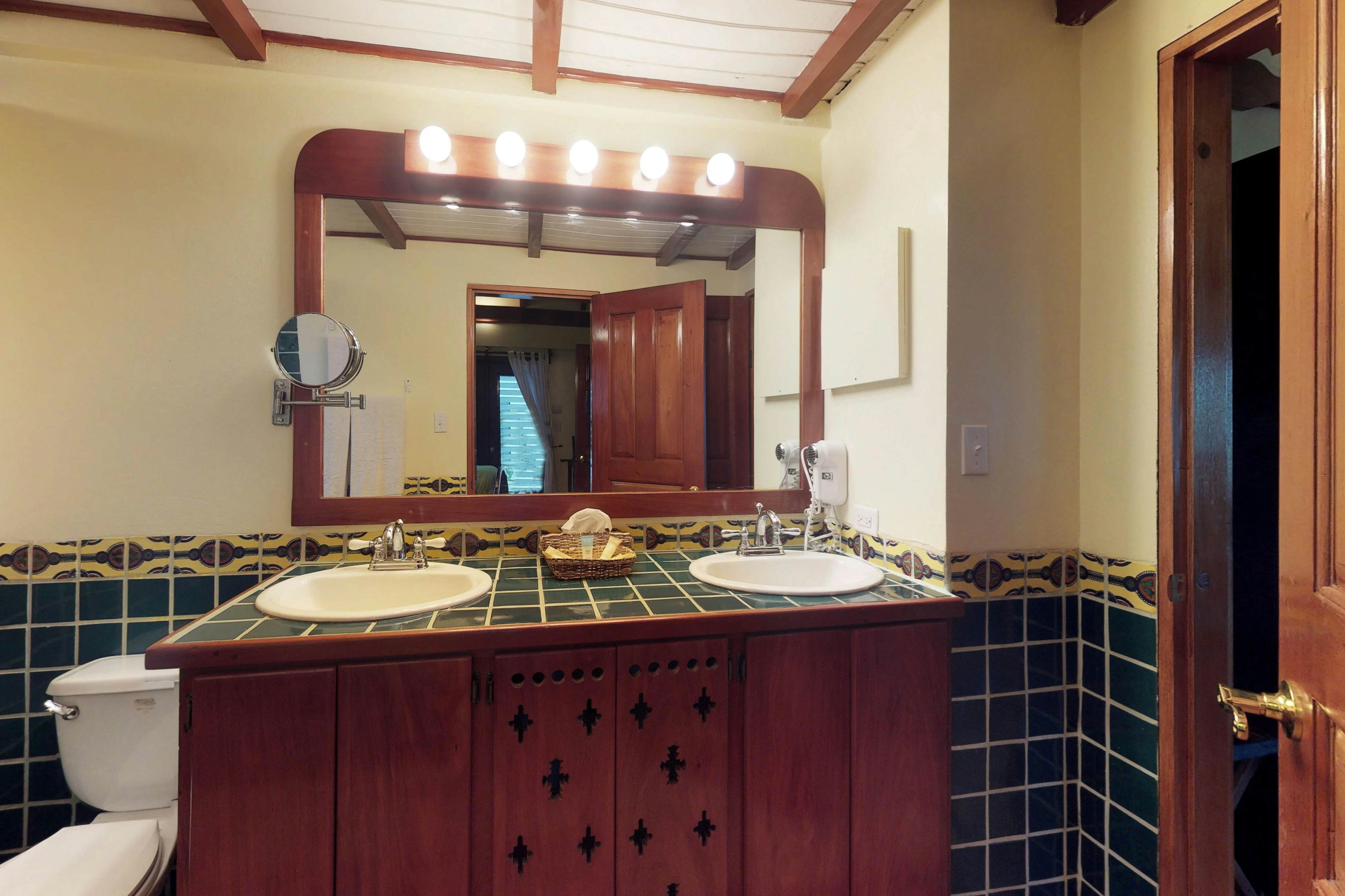 Condo #31 at Beachside Villas -Gold Standard Certified