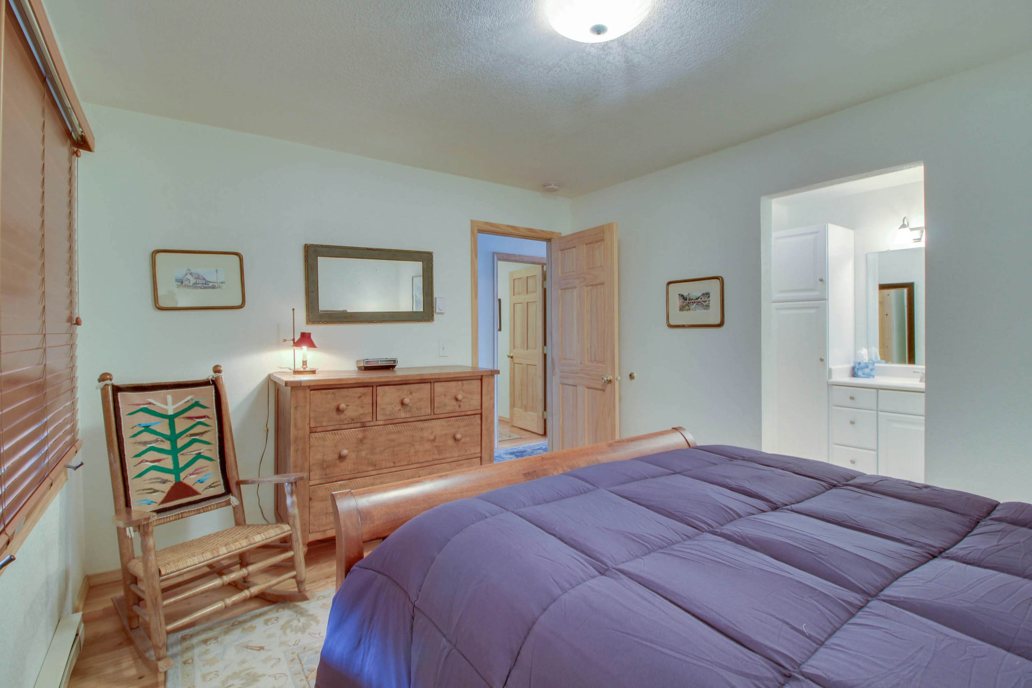 Crystal Beach Lakefront Condo 4 BD McCall, ID Vacation Rental Vacasa