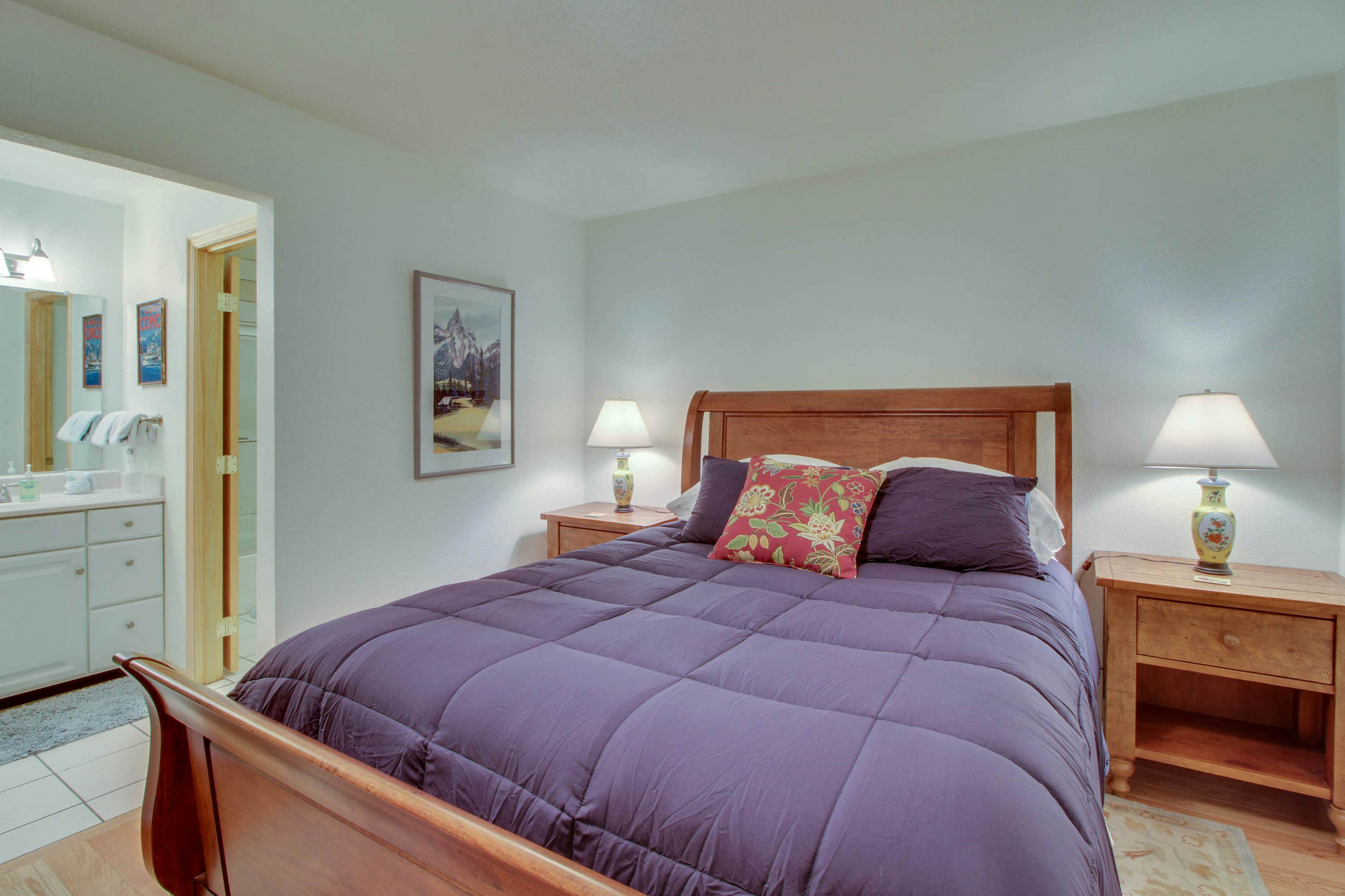 Crystal Beach Lakefront Condo 4 BD McCall, ID Vacation Rental Vacasa