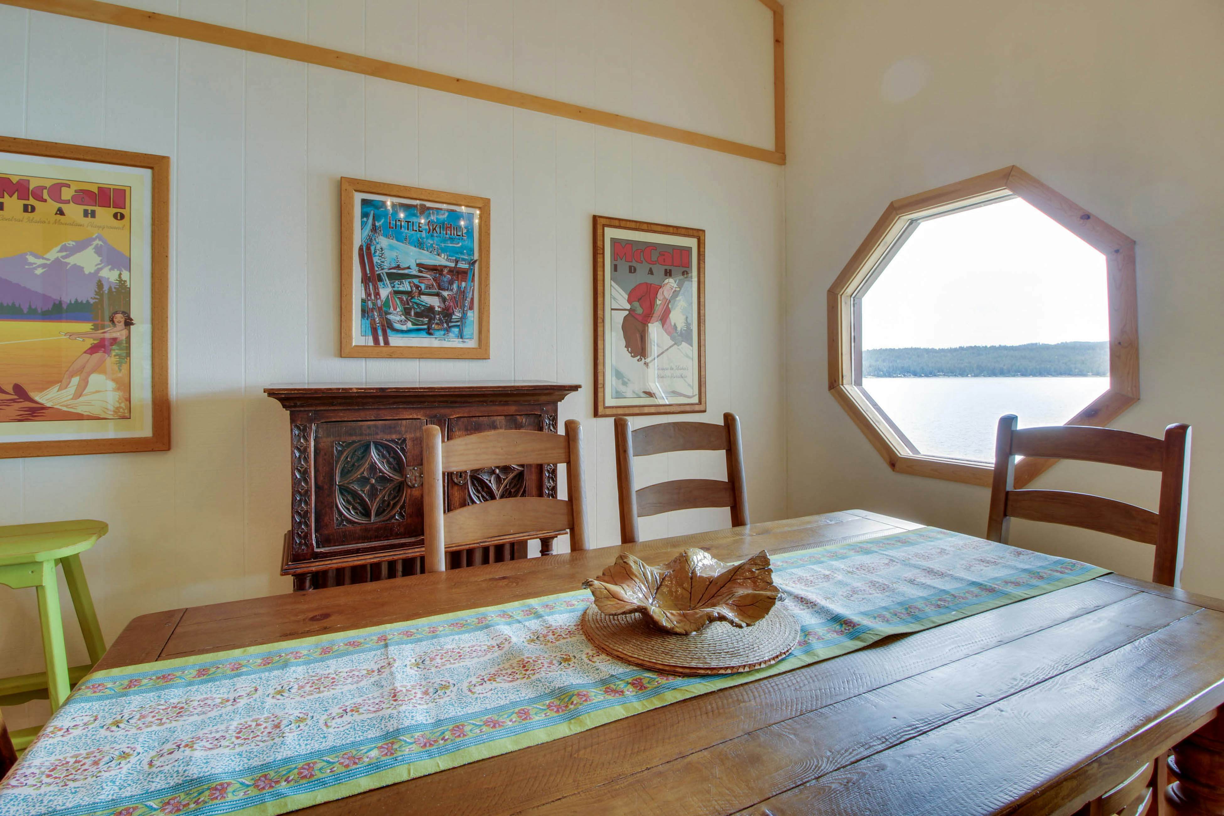 Crystal Beach Lakefront Condo 4 BD McCall, ID Vacation Rental Vacasa