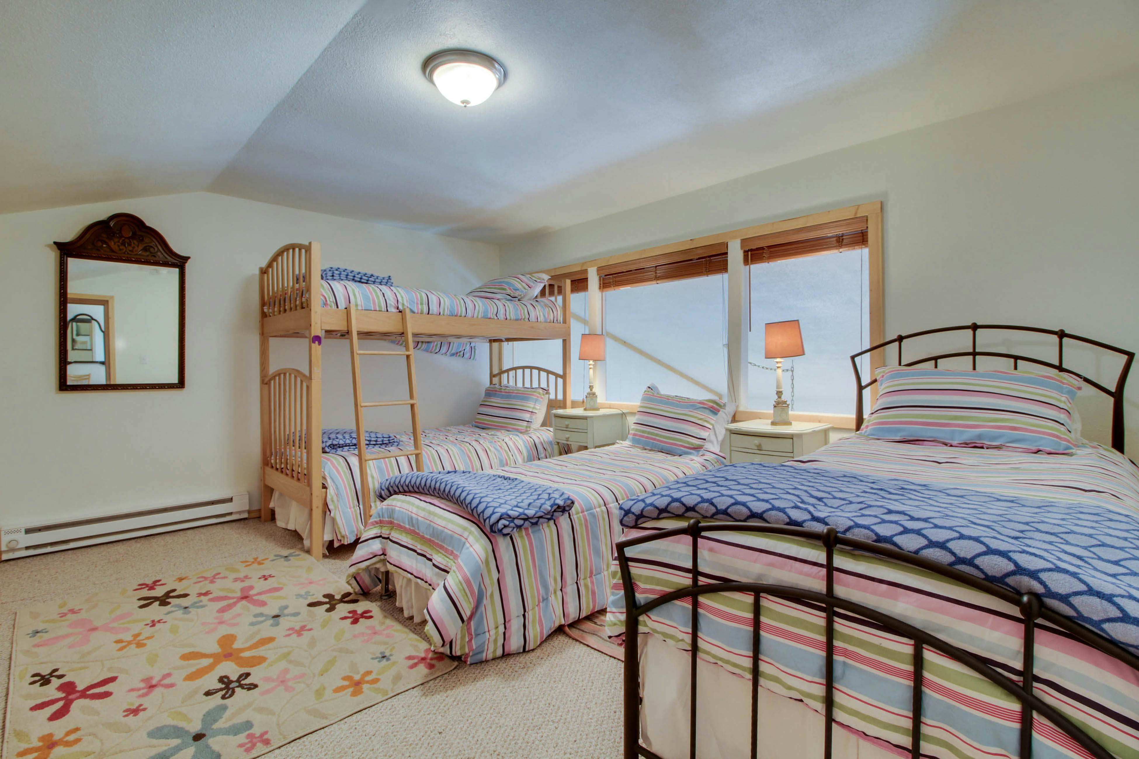 Crystal Beach Lakefront Condo 4 BD McCall, ID Vacation Rental Vacasa