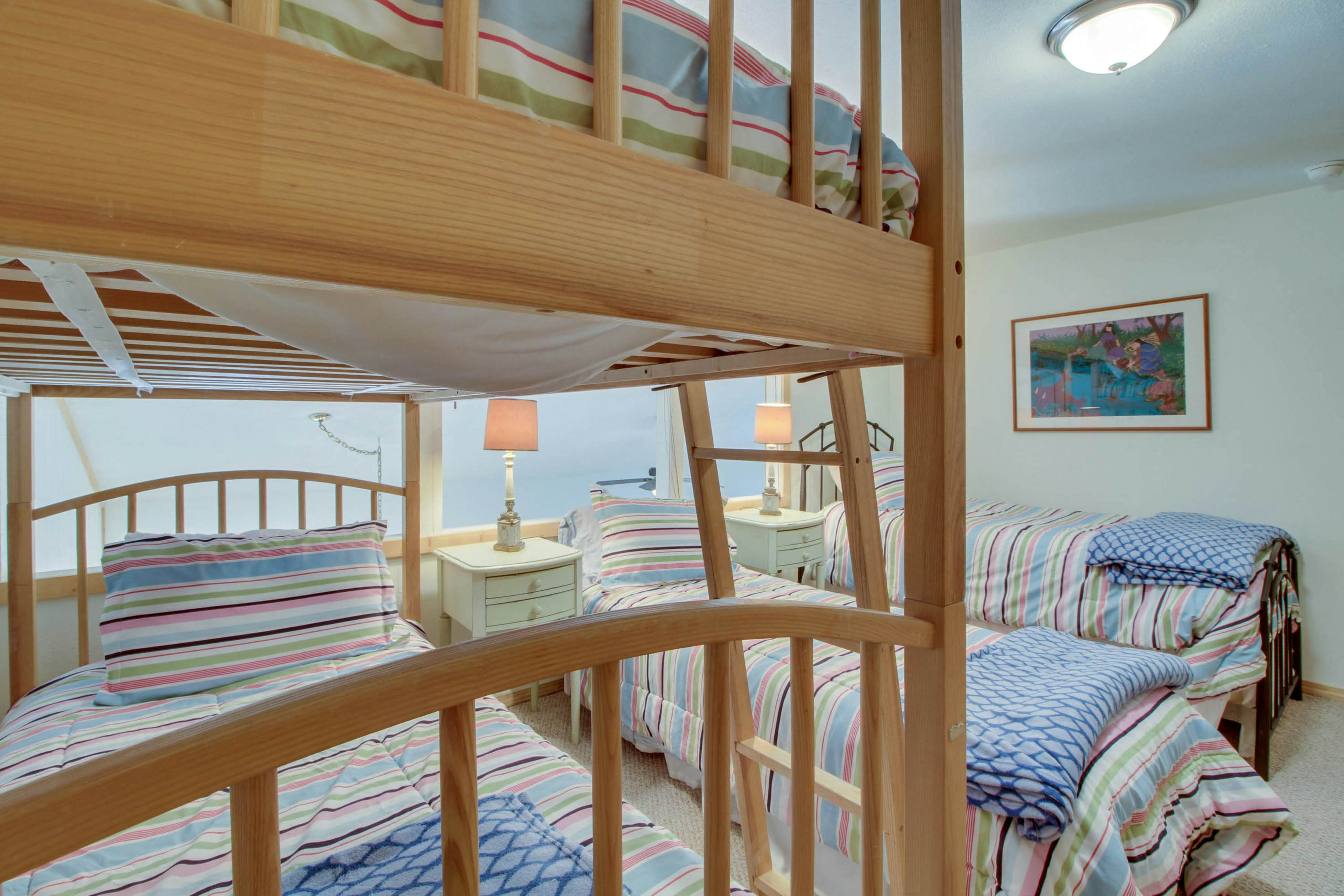 Crystal Beach Lakefront Condo 4 BD McCall, ID Vacation Rental Vacasa