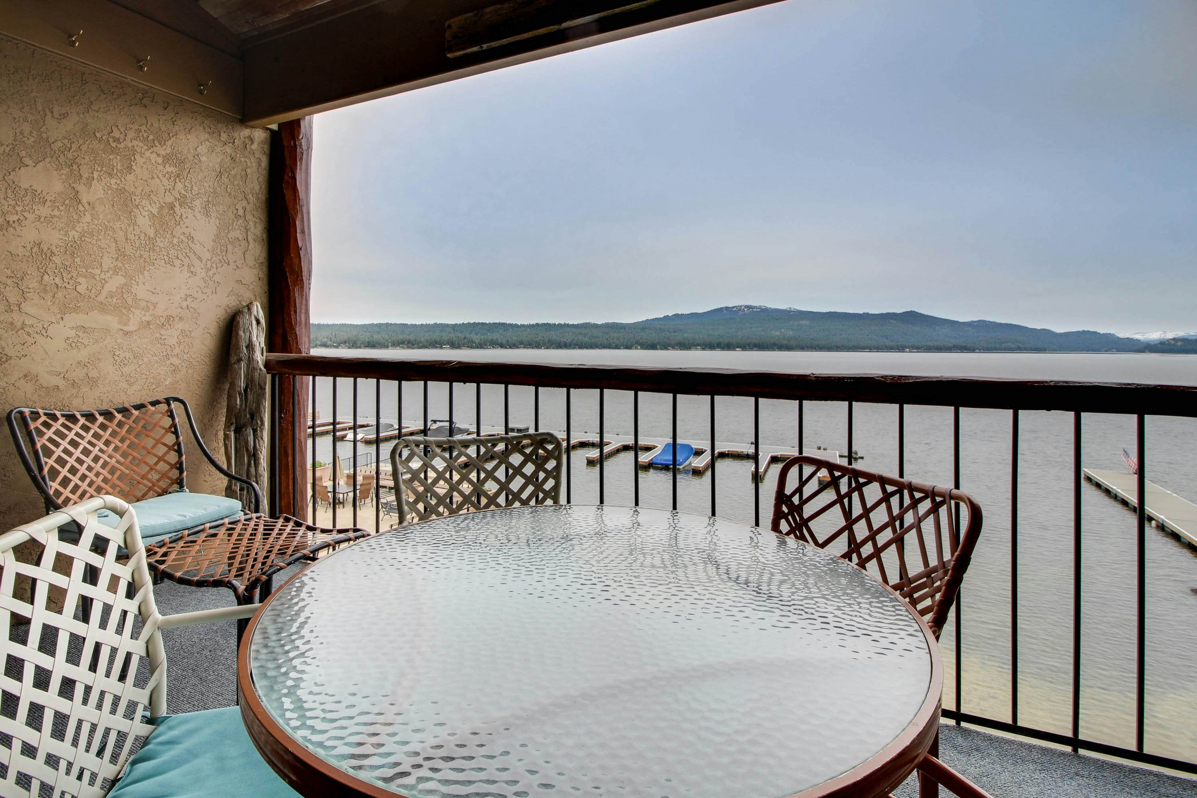 Crystal Beach Lakefront Condo 3 BD McCall, ID Vacation Rental Vacasa