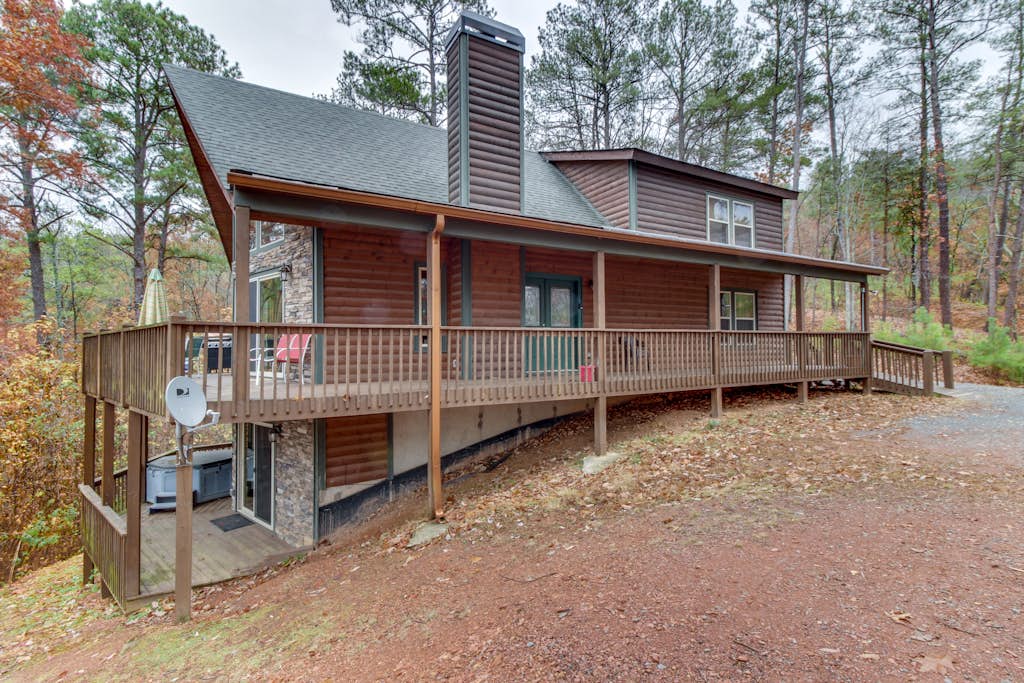 Chatsworth Cabin Rentals, Vacation Rentals | Vacasa