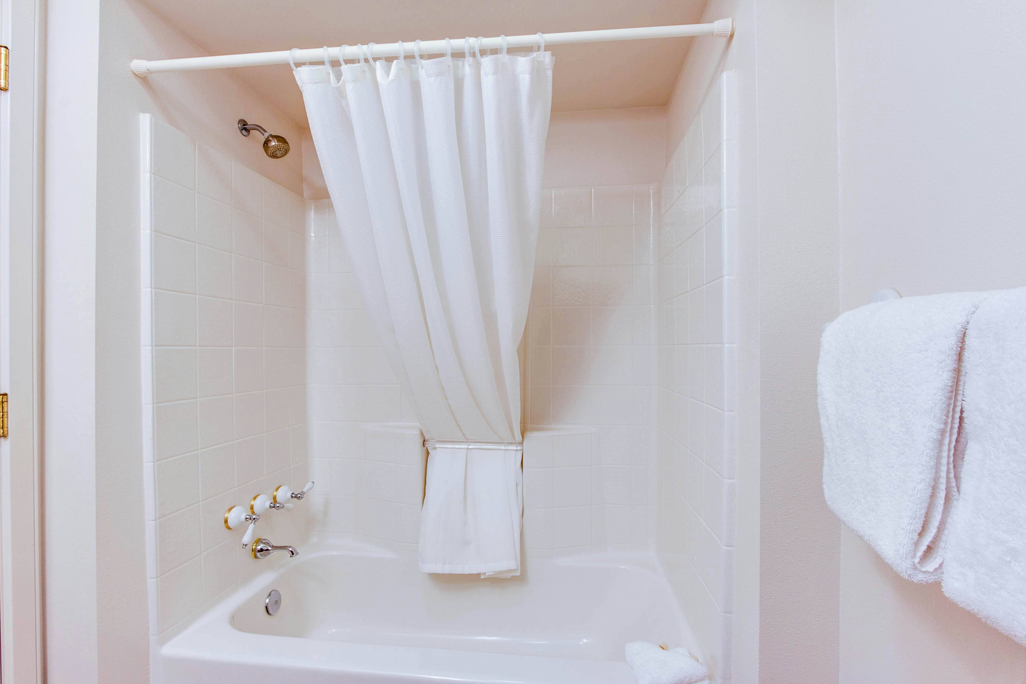 Marina's Edge (A203) 2 BD Harrison, ID Vacation Rental Vacasa