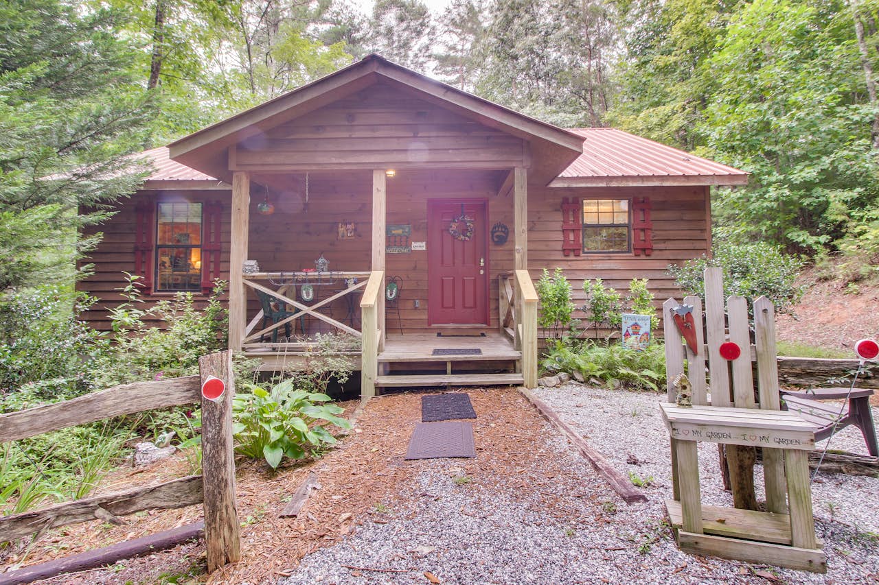 Bird Haus 2 BD Vacation Rental in Sautee Nacoochee, GA Vacasa