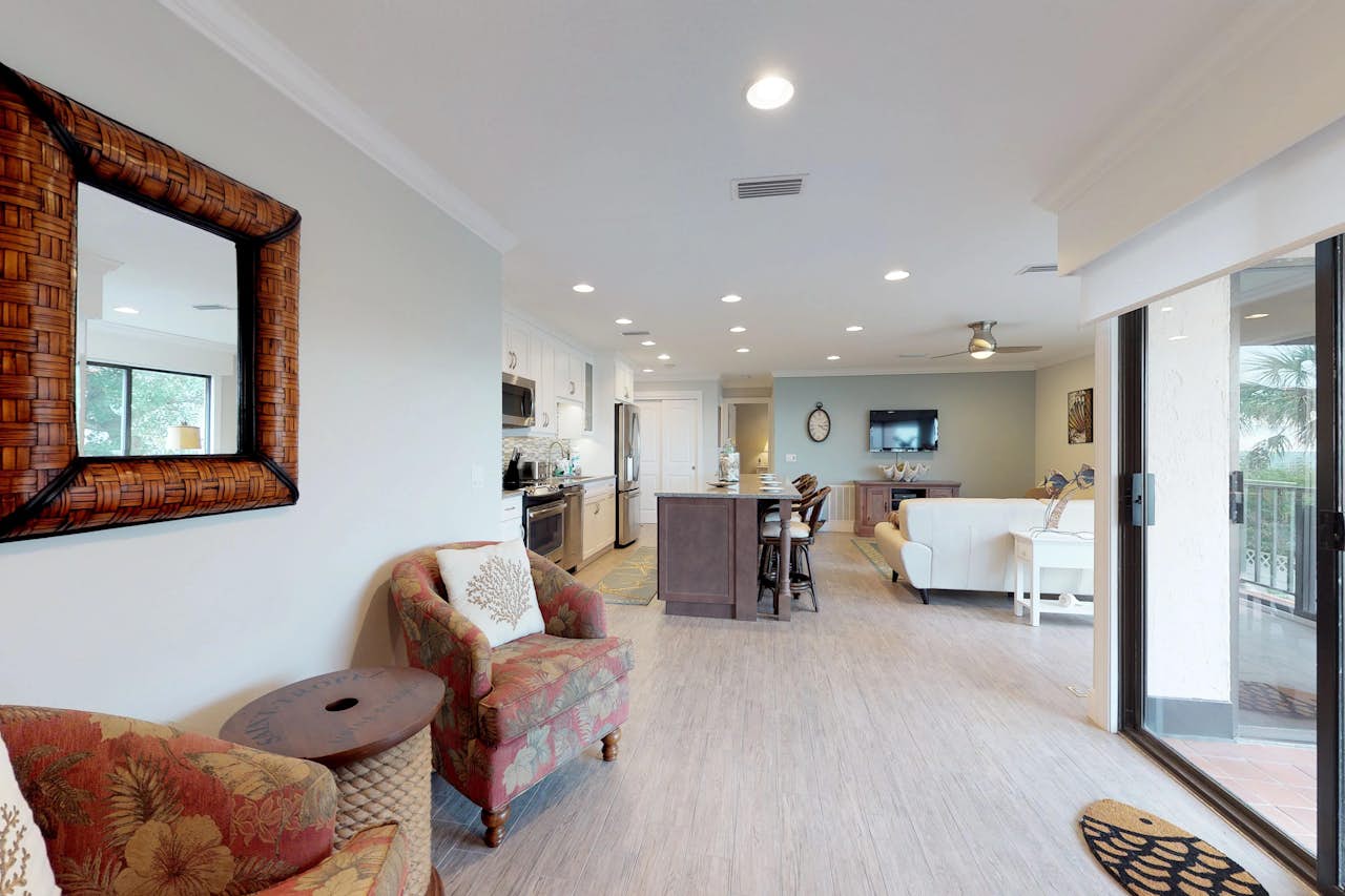 Water's Edge 105 South 1 BD Vacation Rental in Holmes Beach, FL Vacasa