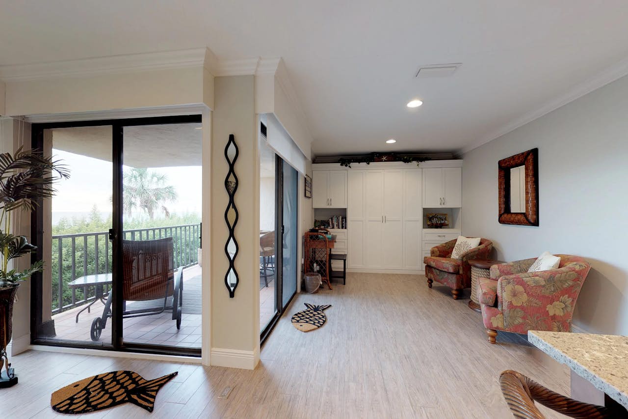 Water's Edge 105 South 1 BD Vacation Rental in Holmes Beach, FL Vacasa