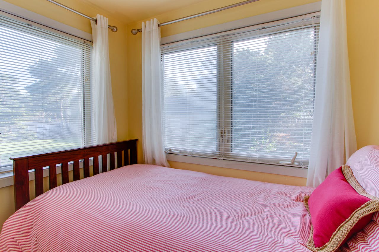 Seadrifter Oceanfront Beach House 4 BD Vacation Rental in Seal Rock