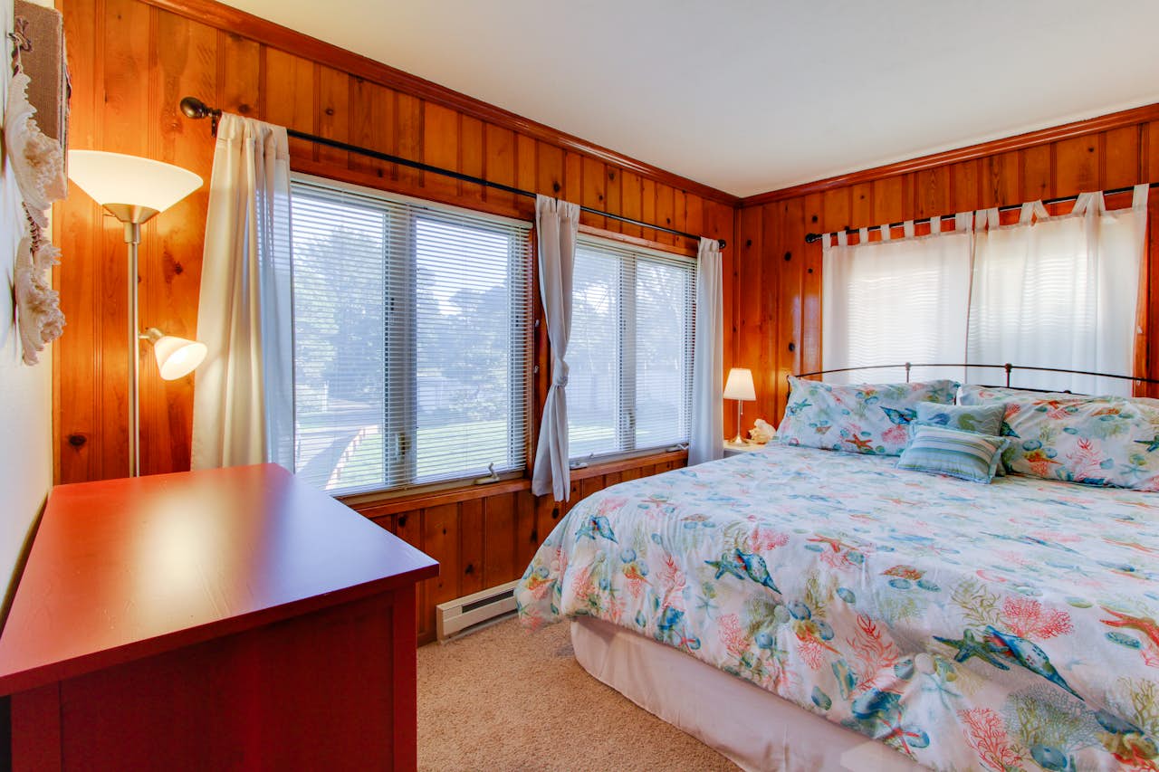 Seadrifter Oceanfront Beach House 4 BD Vacation Rental in Seal Rock, OR Vacasa