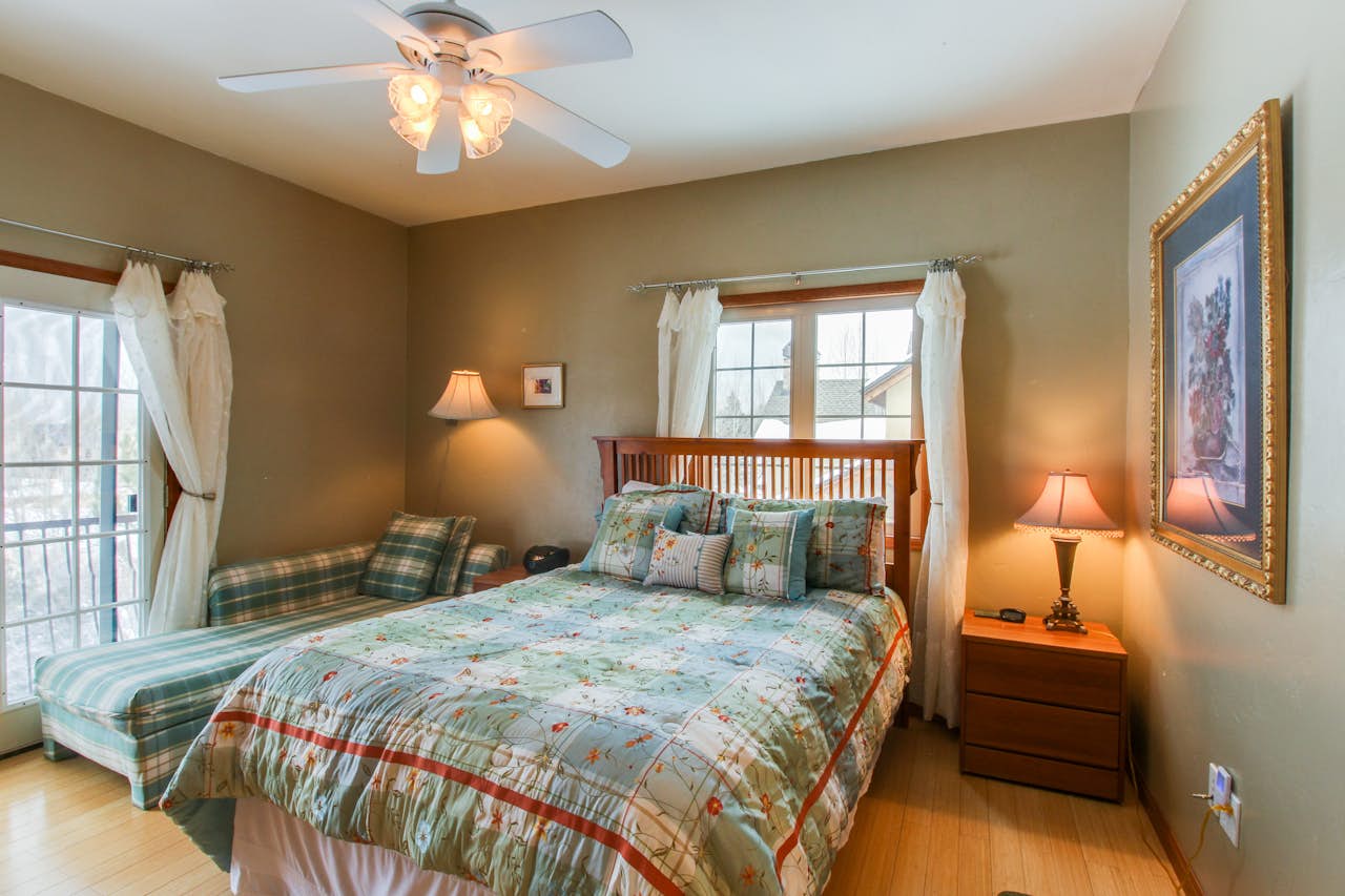 Timberwolf on Cotton Ranch 5 BD Vacation Rental in Gypsum, CO Vacasa