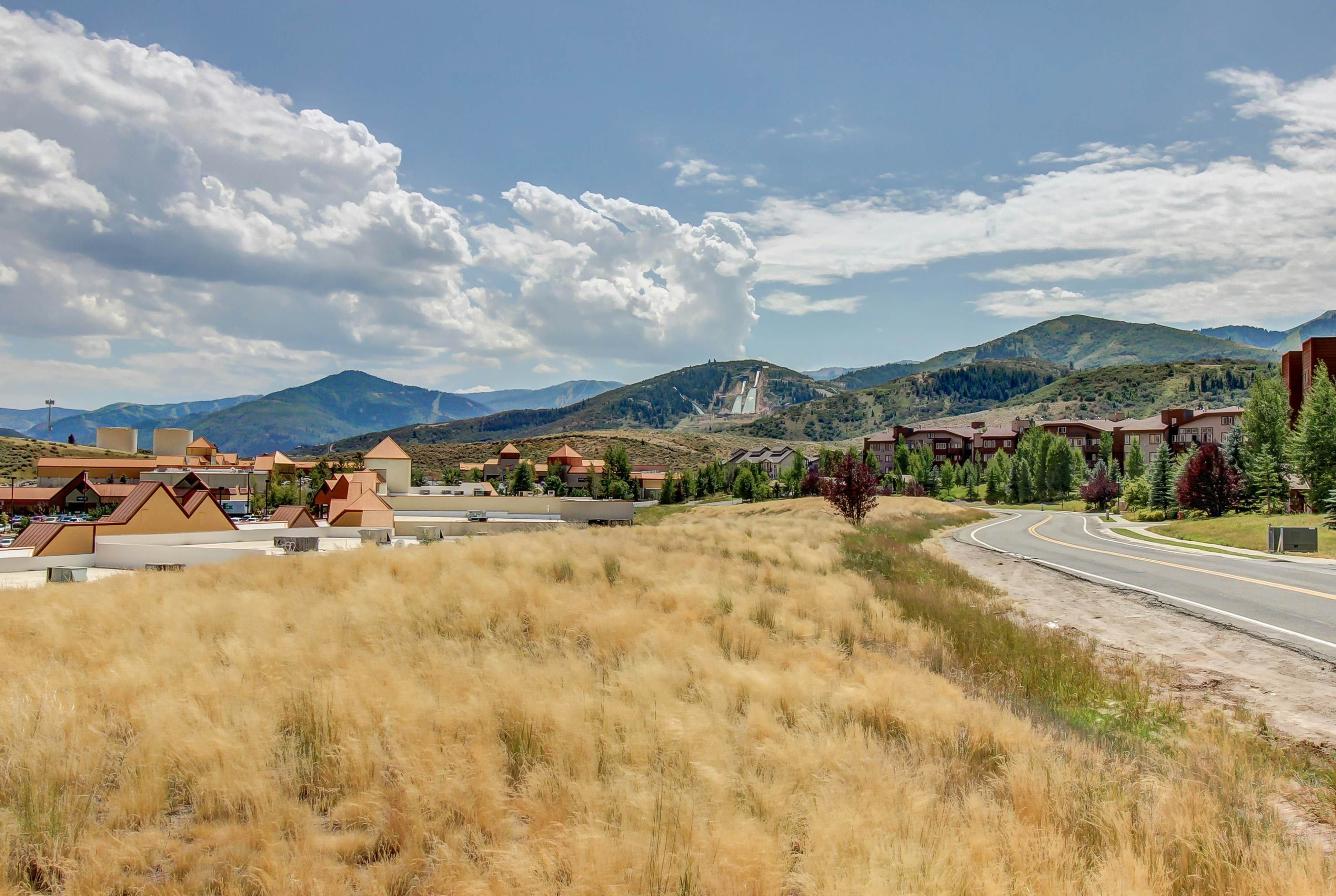 Powderwood Condo 2 BD Park City, UT Vacation Rental Vacasa